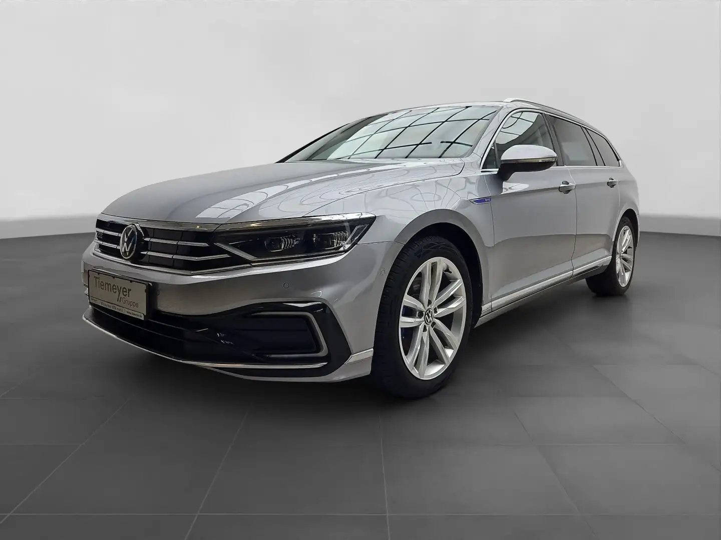 Volkswagen Passat Variant GTE LM18 STHZG MATRIX ASSIST Silber - 2