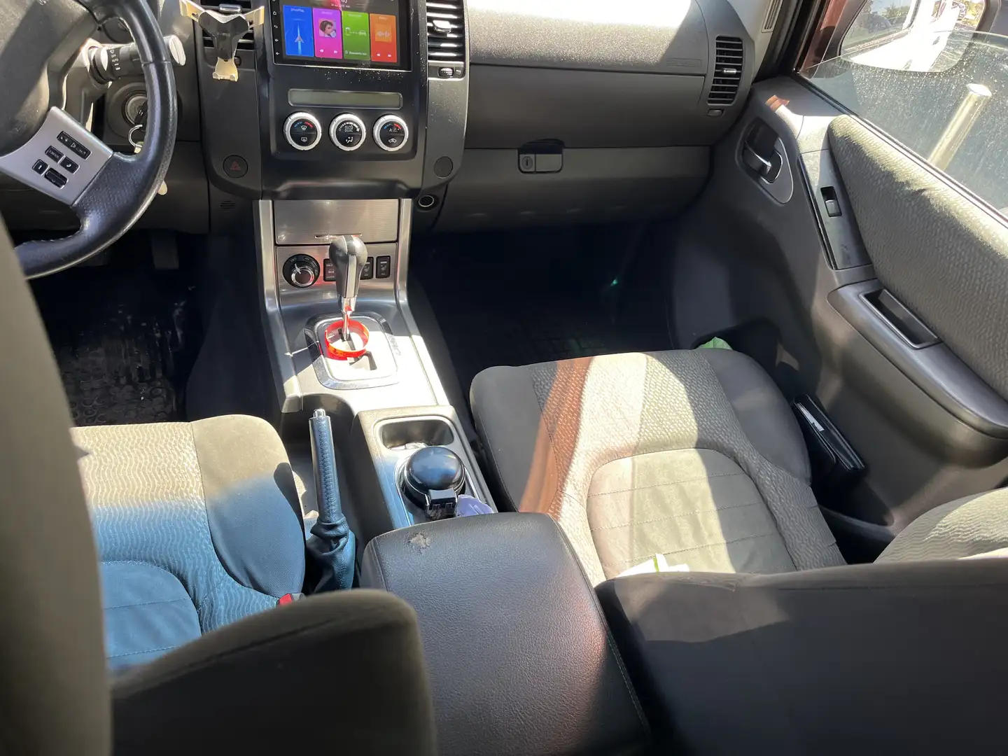 Nissan Navara 2.5 V6 dci d.cab LE auto - 1