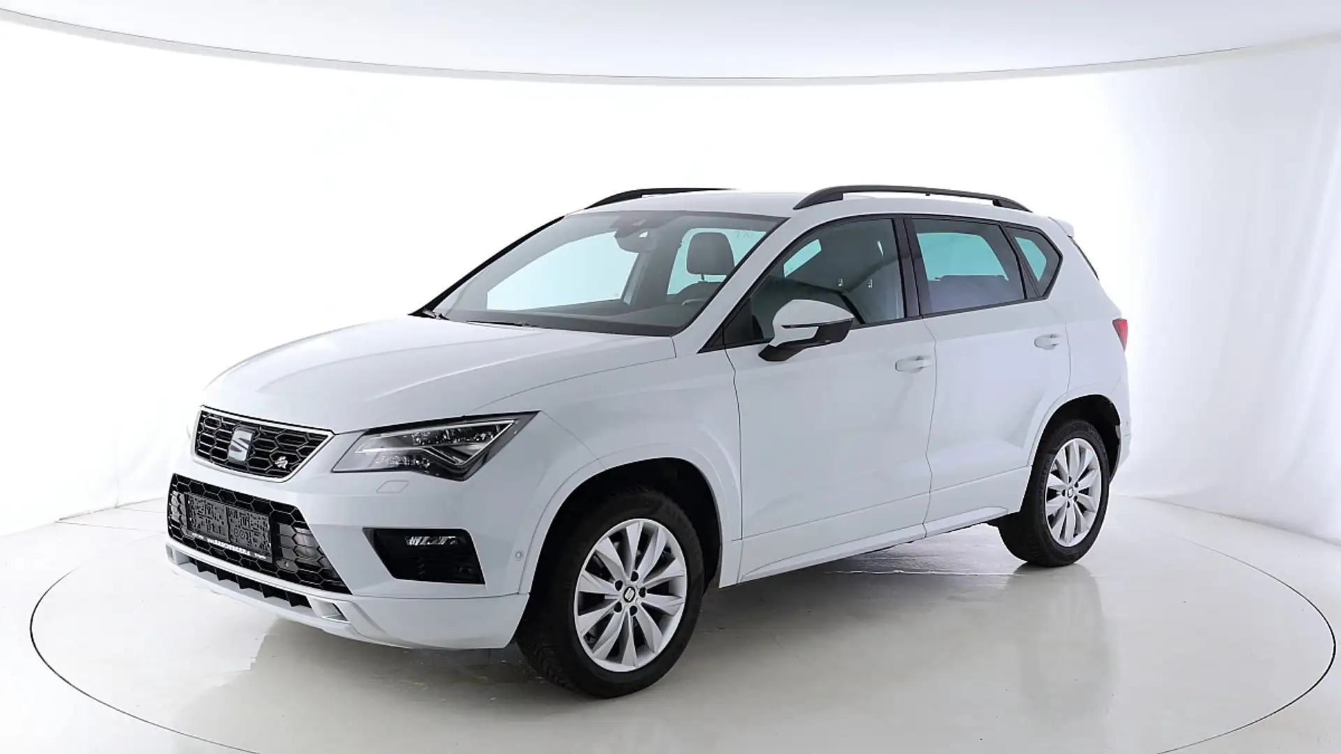 SEAT Ateca 1,5 Style ACT 4WD TSI DSG Weiß - 1