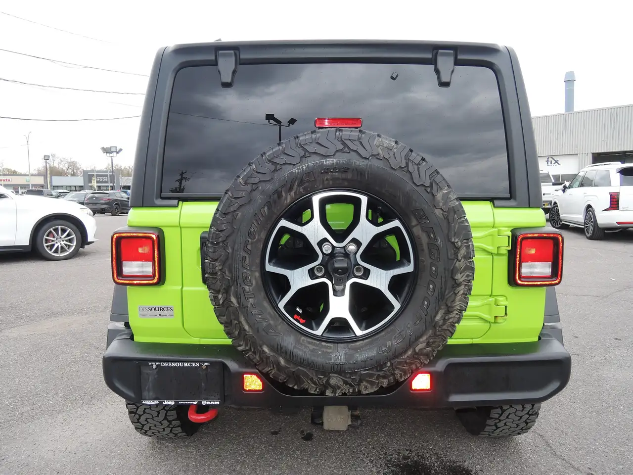 Jeep Wrangler снимка Jeep Wrangler