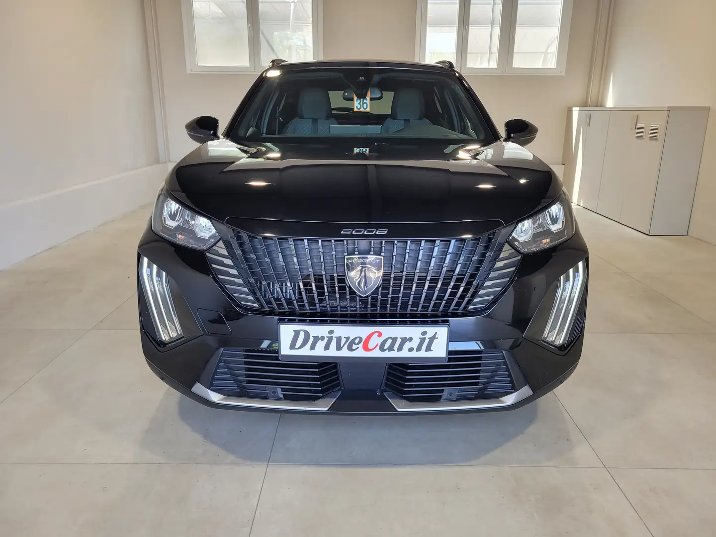 Peugeot 2008 1.2 ALLURE AUT. APPLE CARPLAY+ANDOIRD AUTO LED ACC Zwart - 2