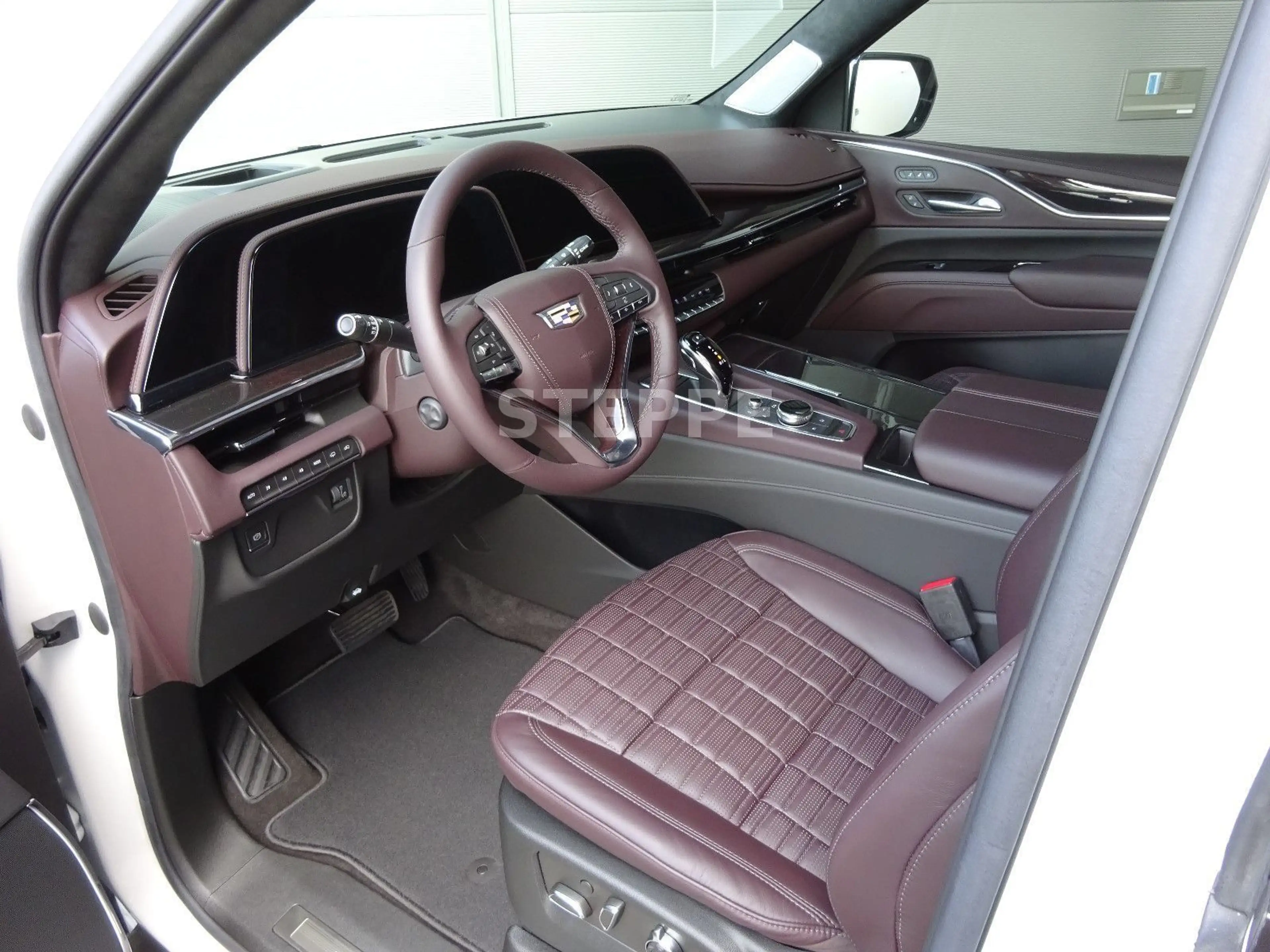 Cadillac Escalade 6.2 V8 Sport Platinum EU-Navi Luftfed. — photo 6