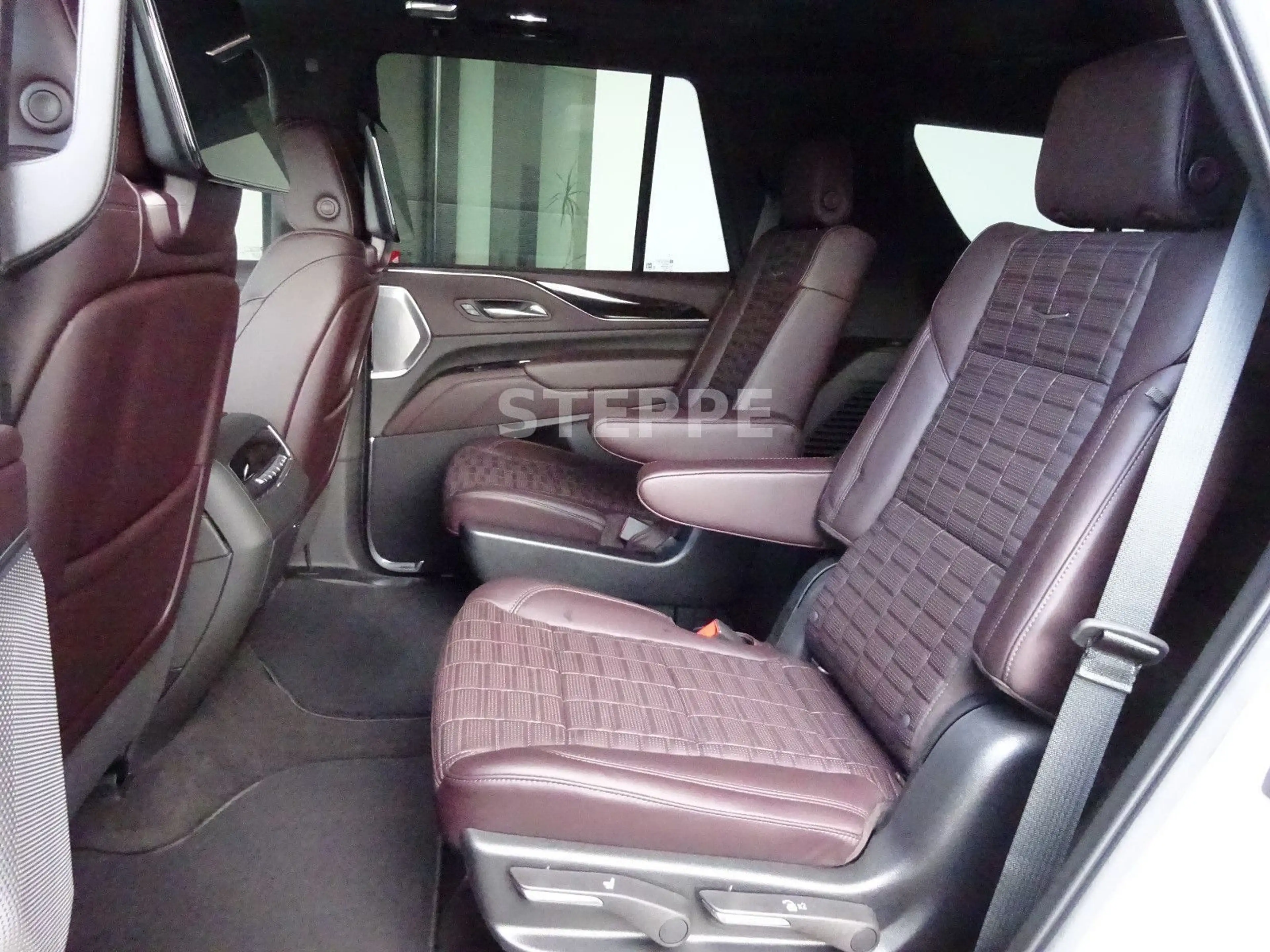 Cadillac Escalade 6.2 V8 Sport Platinum EU-Navi Luftfed. — photo 8