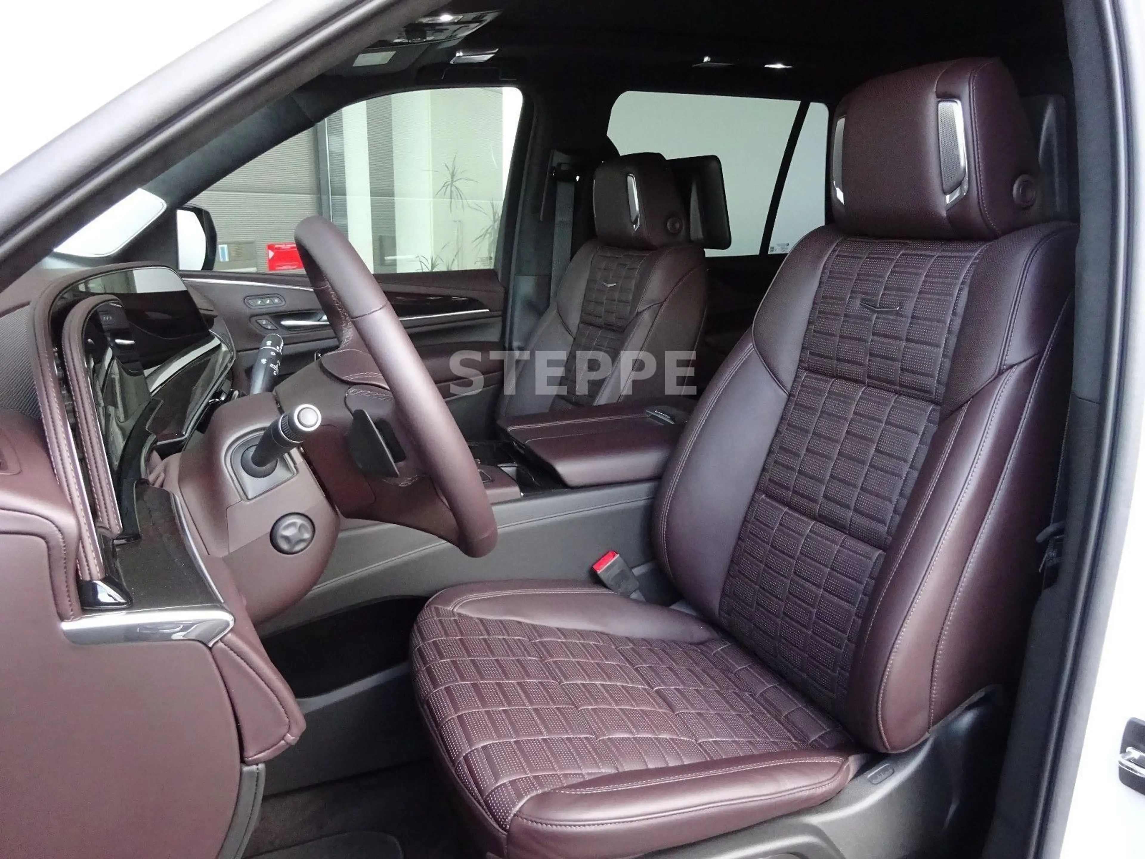 Cadillac Escalade 6.2 V8 Sport Platinum EU-Navi Luftfed. — photo 7