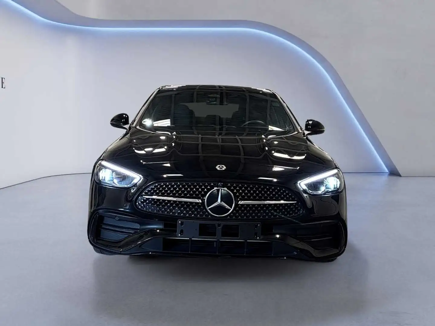 Mercedes-Benz C 200 d Berline AMG Line Zwart - 2