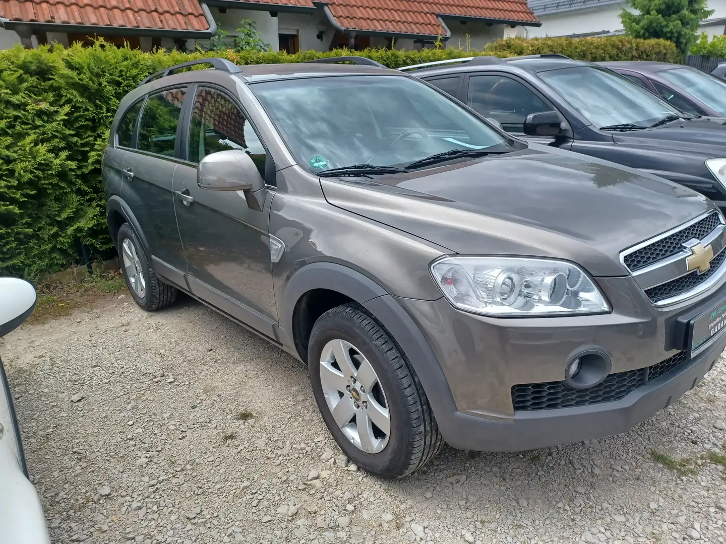 Chevrolet Captiva 2.4 4WD 7 Sitzer LT Gris - 1
