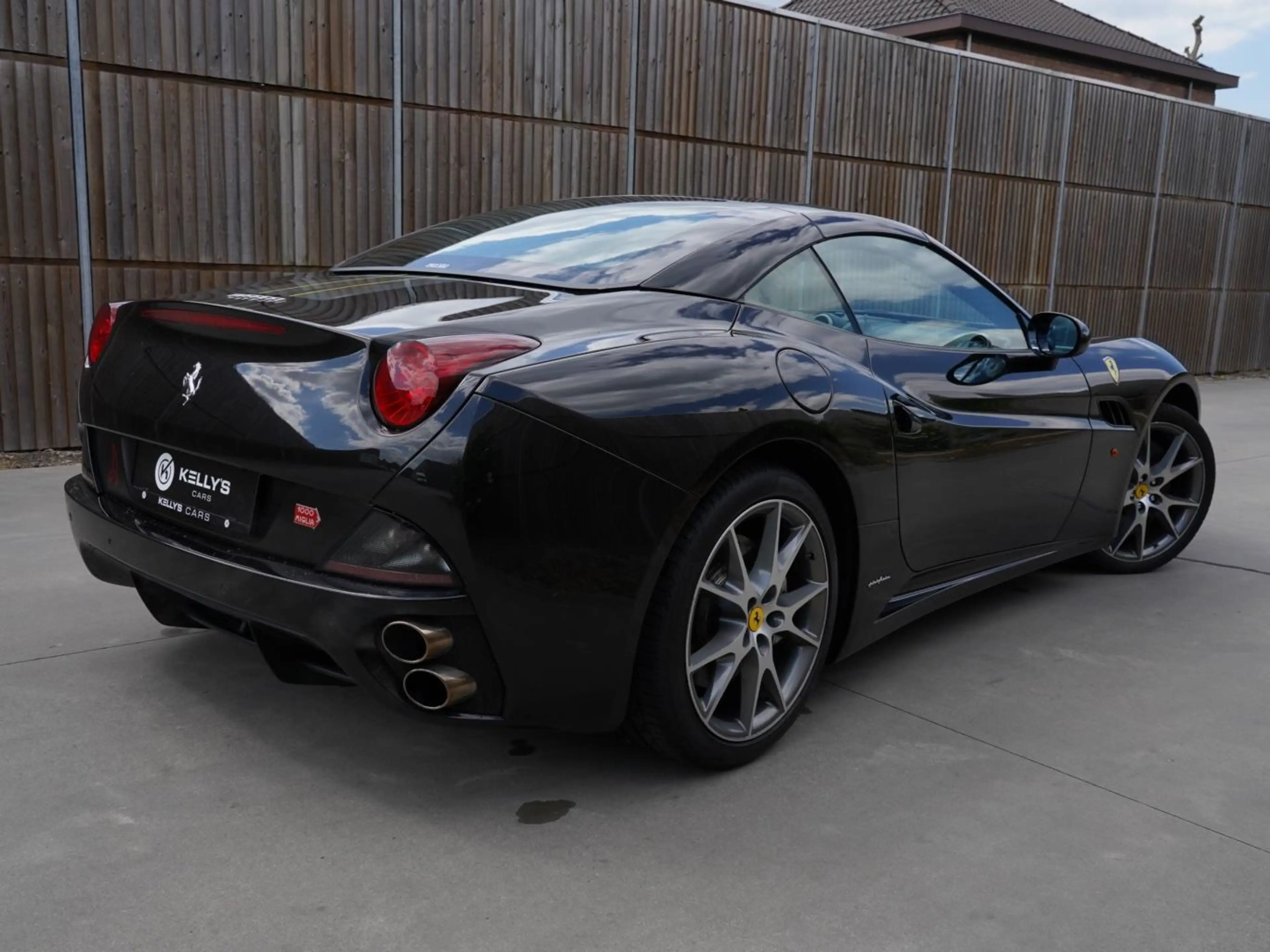 Ferrari California 4.3i V8**1st owner**Full history!! — photo 4