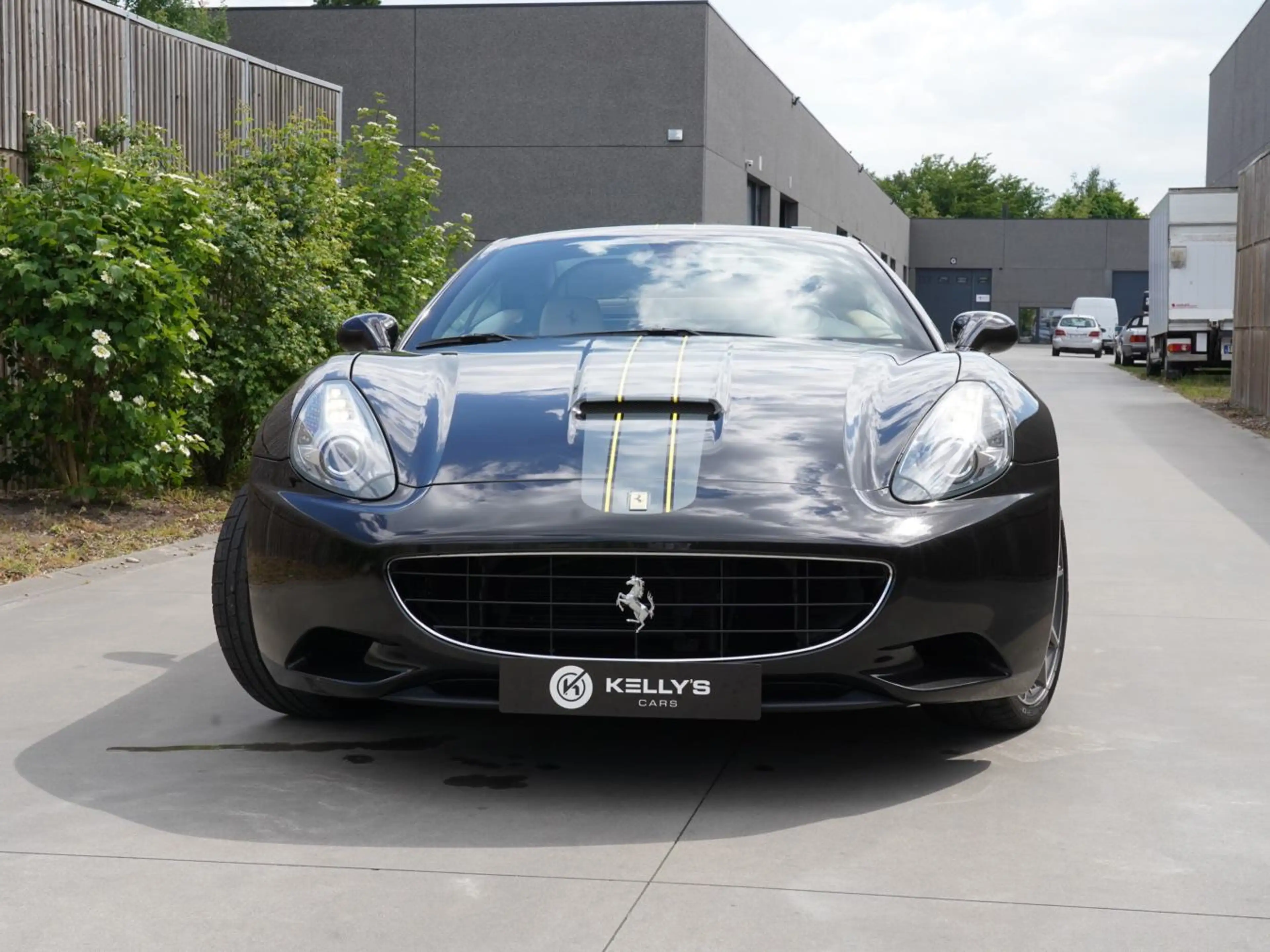 Ferrari California 4.3i V8**1st owner**Full history!! — photo 2