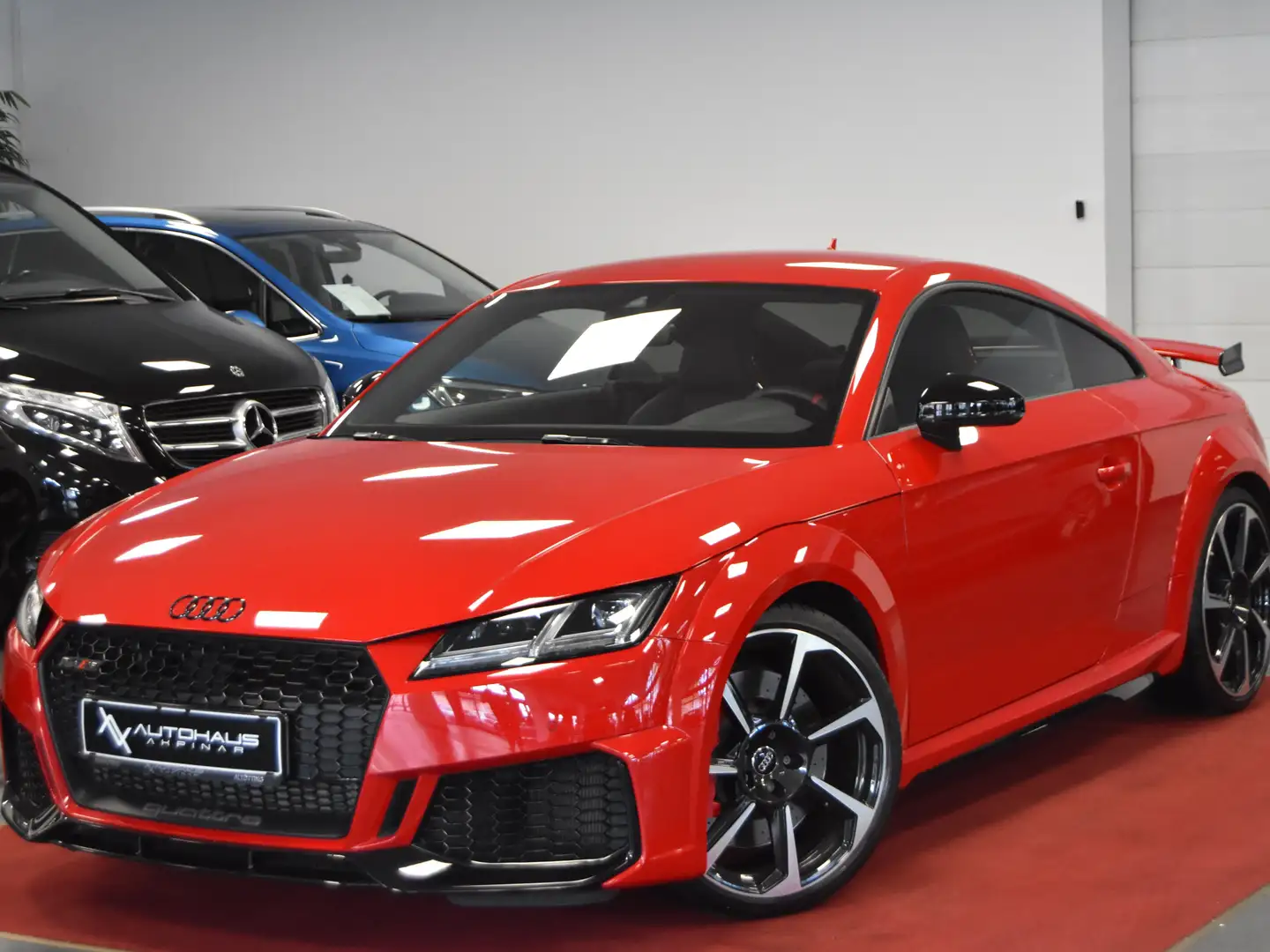 Audi TT RS 2.5 TFSI quattro~SPORTAB.~B&O~MATRIX~20ZOLL Червоний - 1