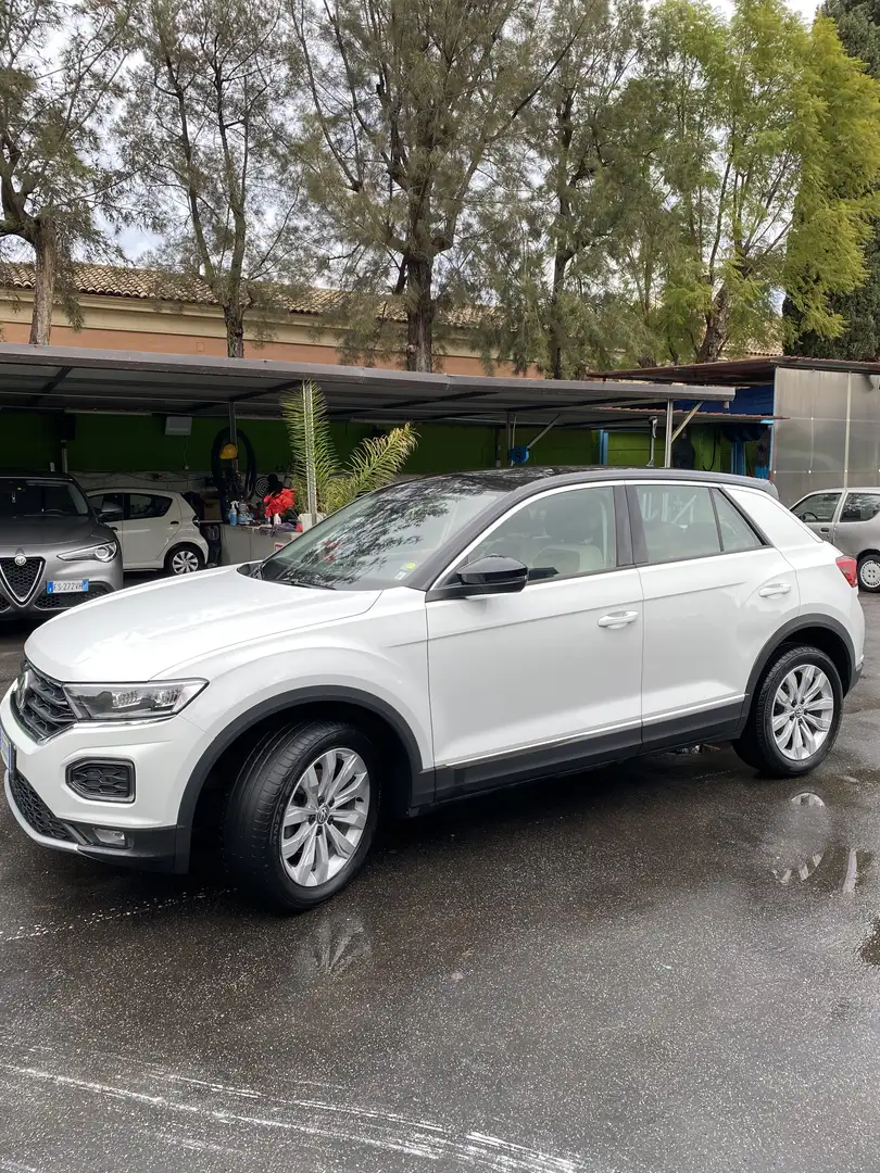 Volkswagen T-Roc 1.0 tsi Advanced - 1