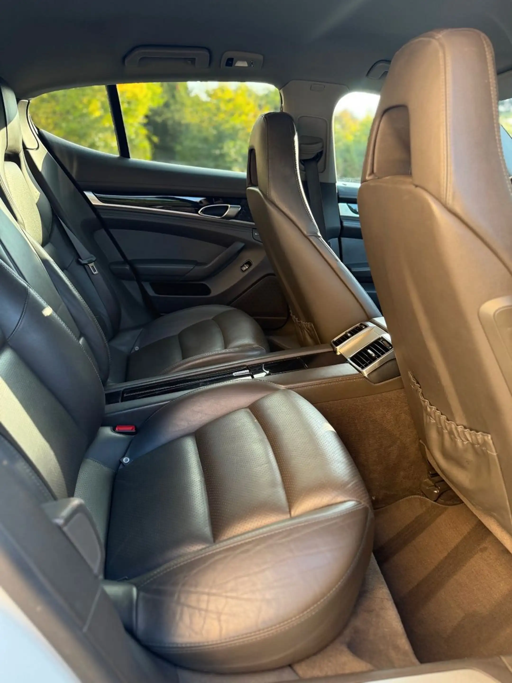 Porsche Panamera Diesel — photo 16