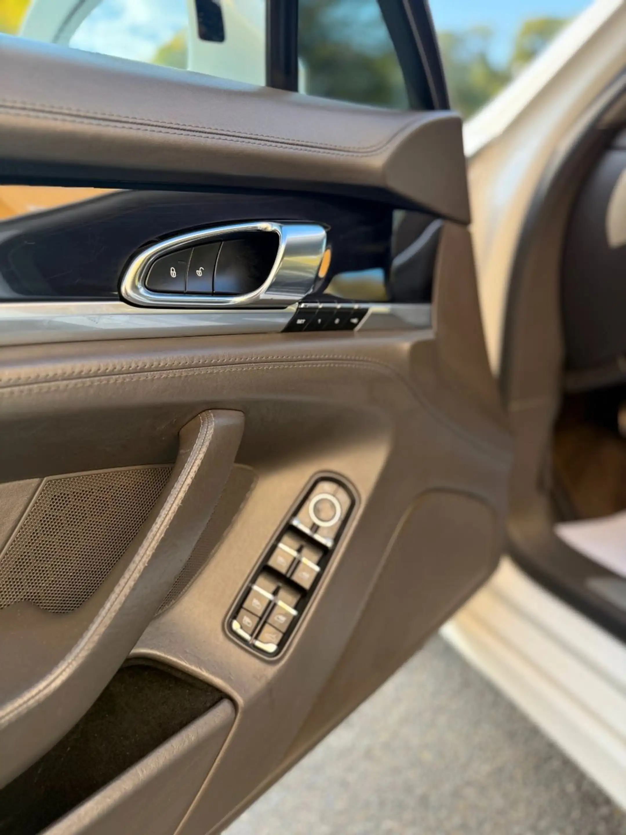 Porsche Panamera Diesel — photo 11