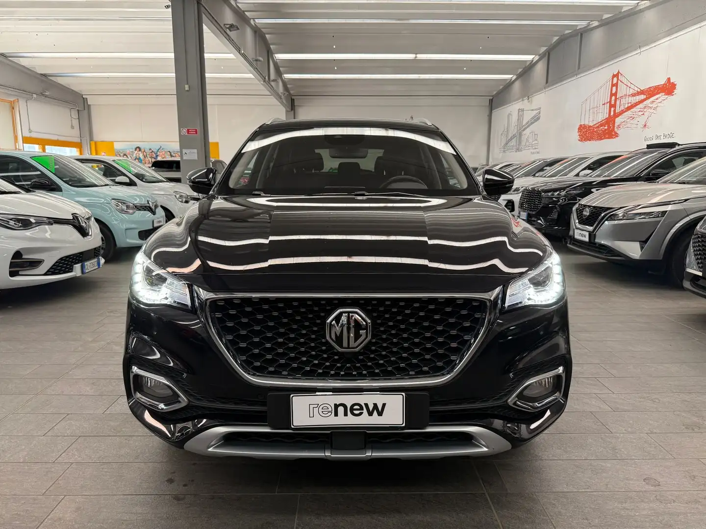 MG EHS Excite 1.5 t-gdi 258cv Plug-In Hybrid Schwarz - 2