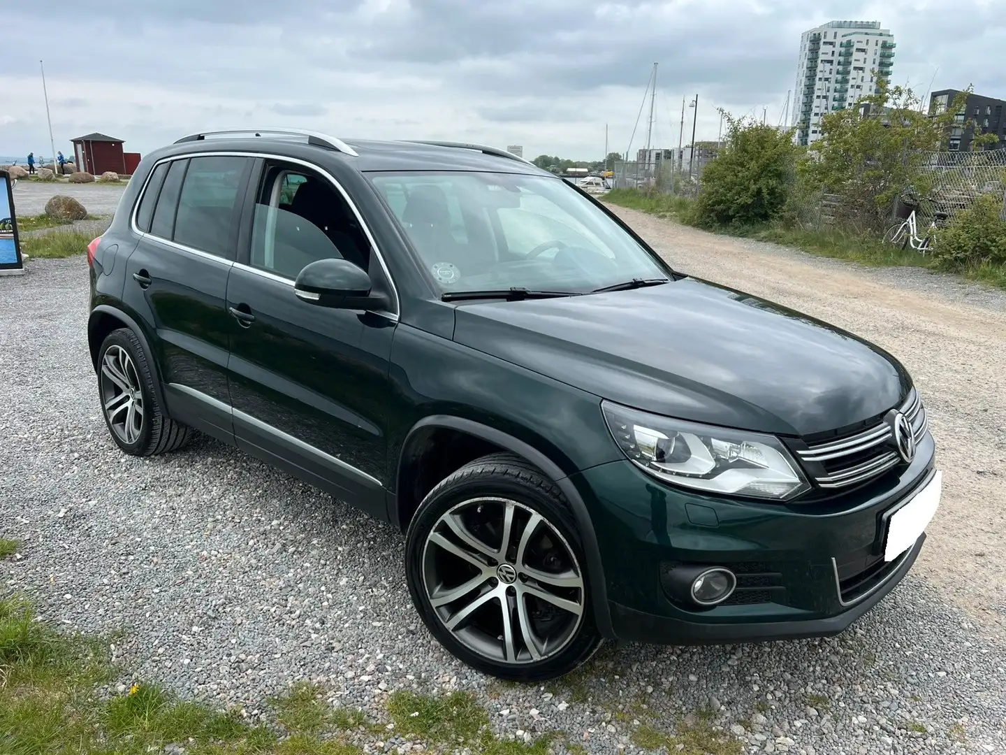 Volkswagen Tiguan Tiguan 2.0 CR TDi 4Mot. Sport Groen - 1