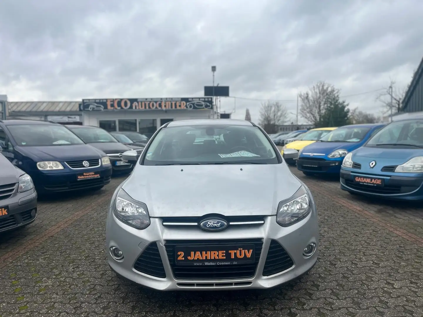Ford Focus Turnier Titanium*DIESEL*PDC*MFL*START/STOP Silber - 2
