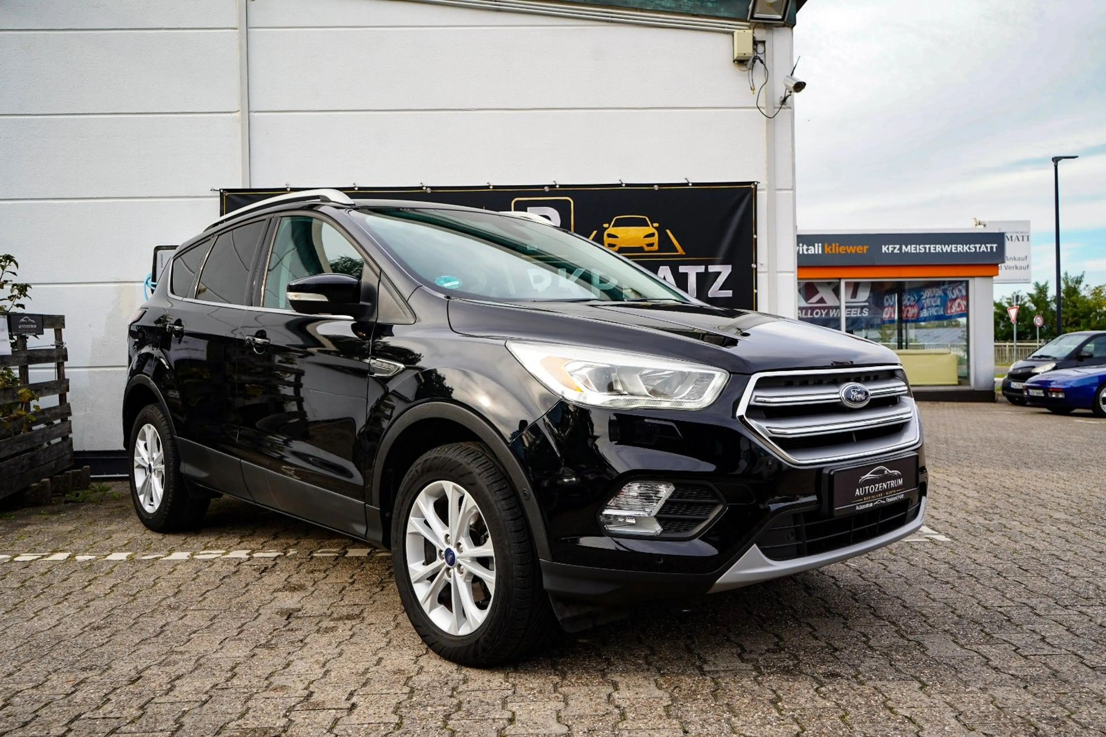 Ford Kuga Titanium*52TKM*CarPlay*8-Fach* — photo 2