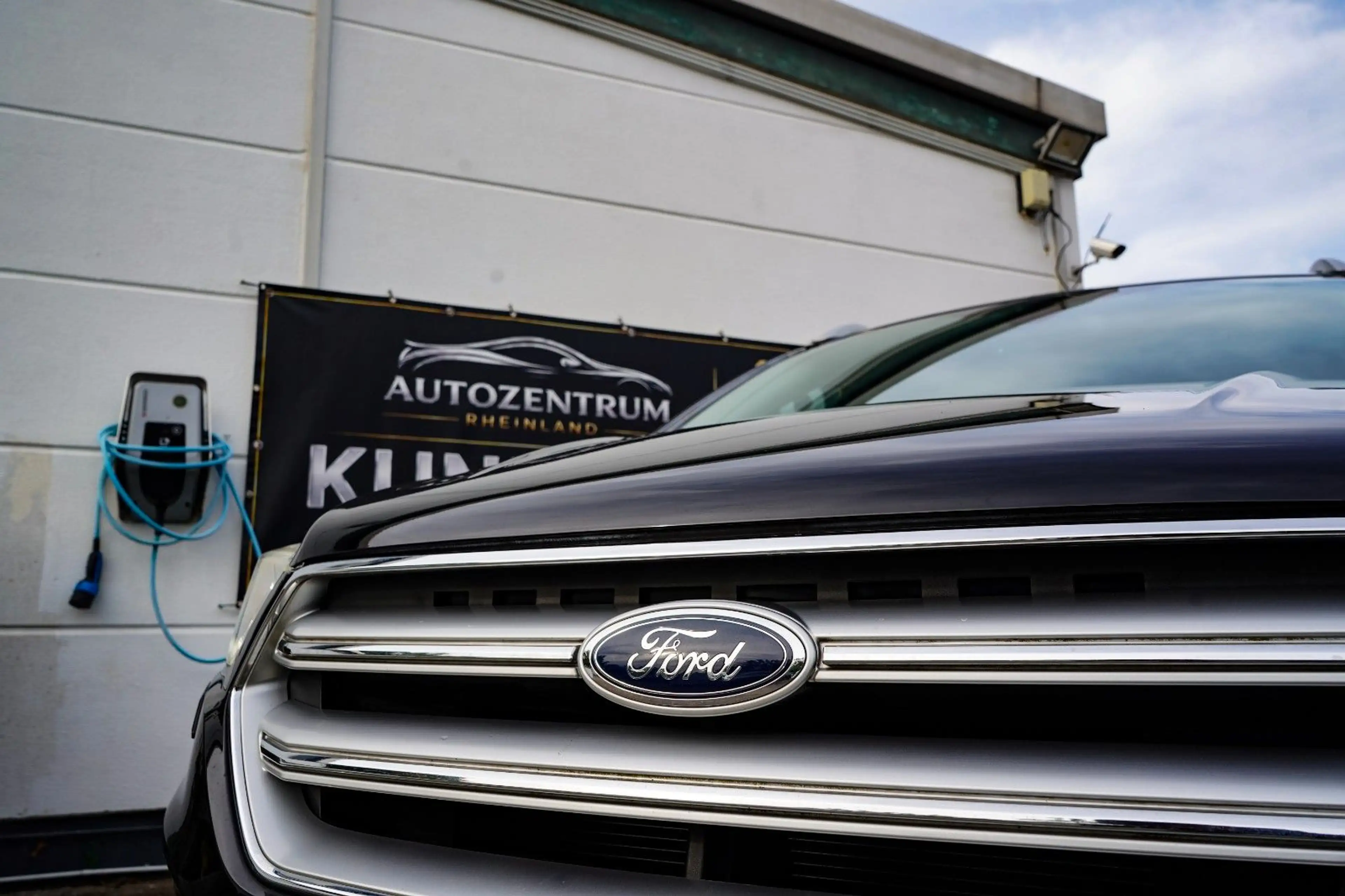 Ford Kuga Titanium*52TKM*CarPlay*8-Fach* — photo 14