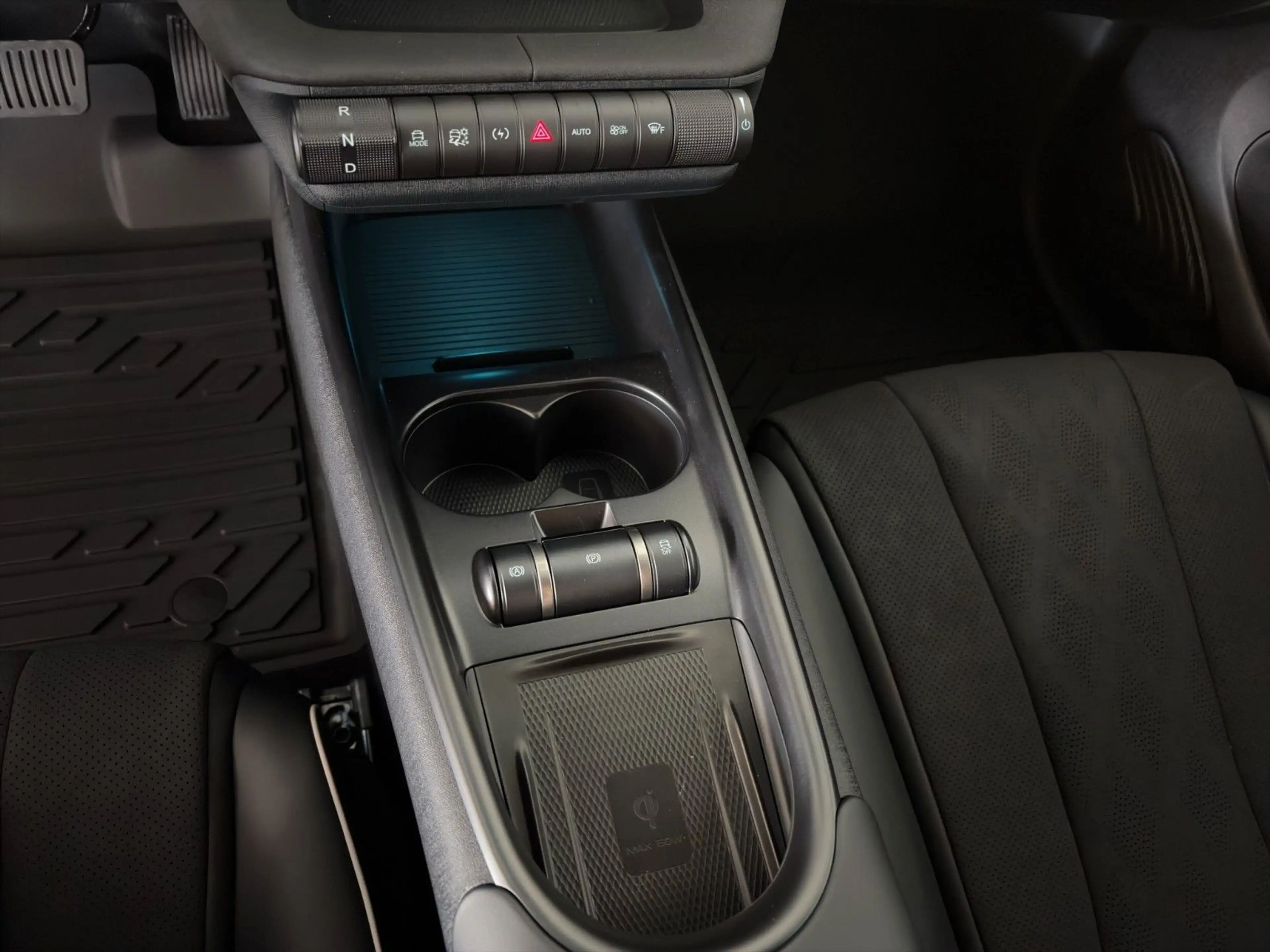 BYD Dolphin Design/LEDER/360°/PANO-DA/ACC/SHZ — photo 14