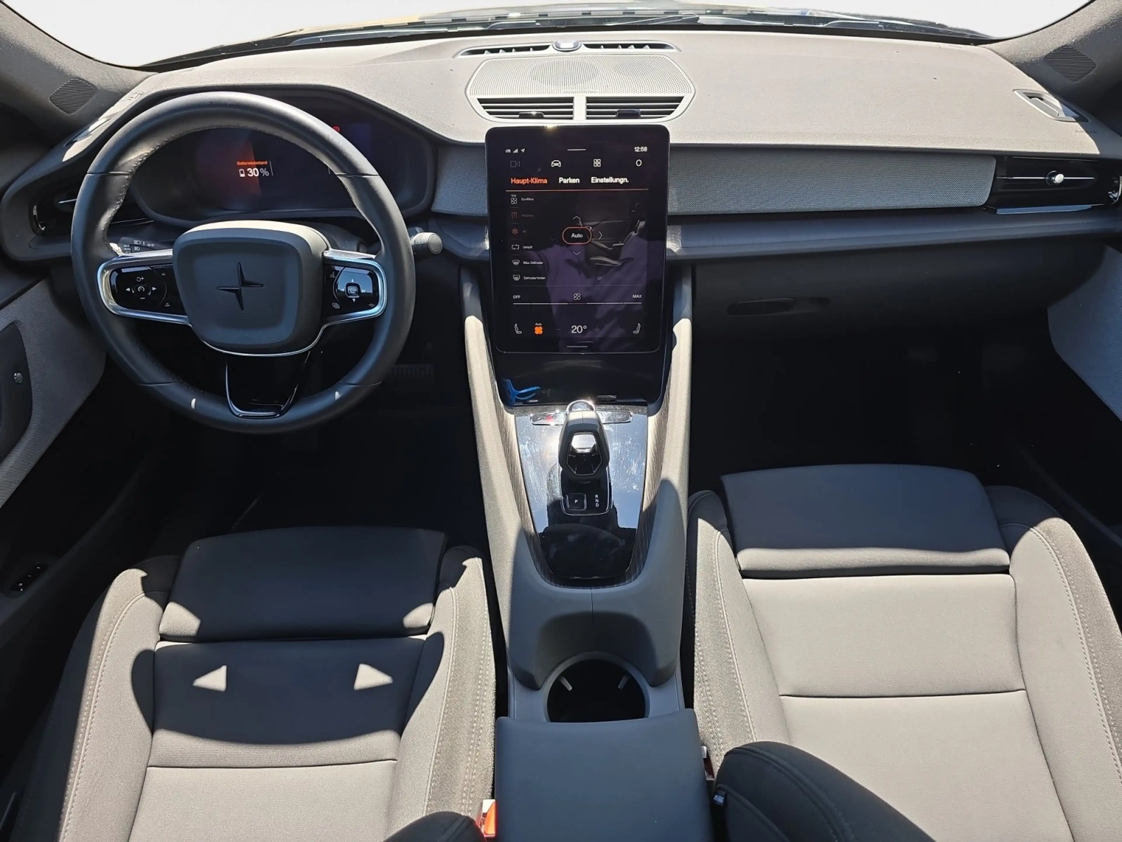 Polestar 2 Long Range Dual — photo 11