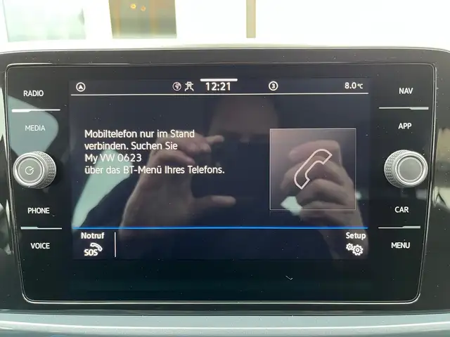 Volkswagen T-Roc view 12