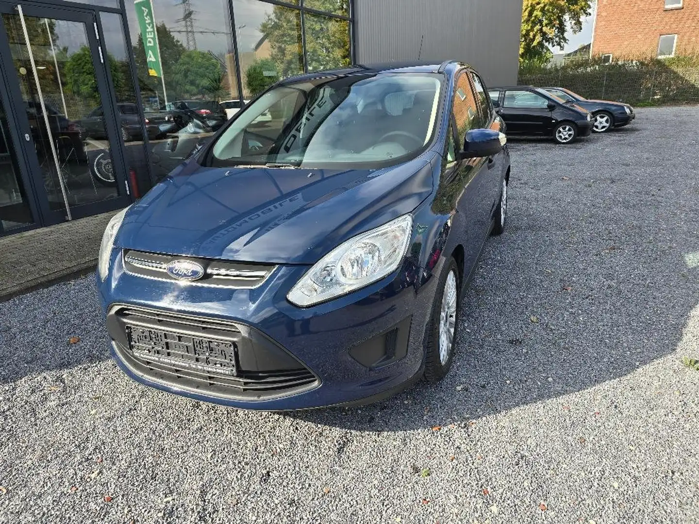 Ford C-Max Ambiente Blau - 2