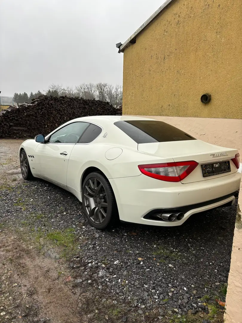 Maserati GranTurismo 4.2i V8 Automatic Beyaz - 2
