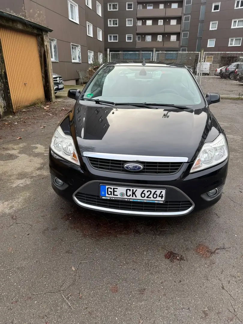Ford Focus 1.6 16v Trend Cabriolet Schwarz - 1