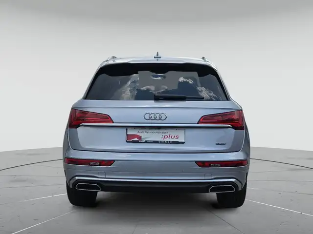 Audi Q5 view 7