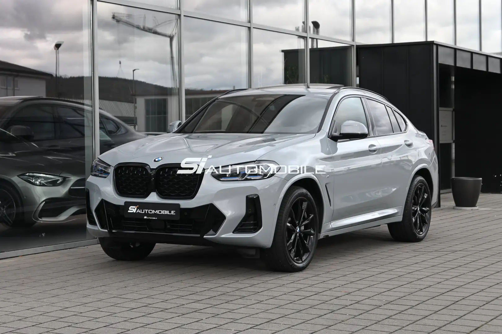 BMW X4 X4 xDr.30d M SPORT *UVP 97.820€*HUD*M SITZE*360 Grijs - 1