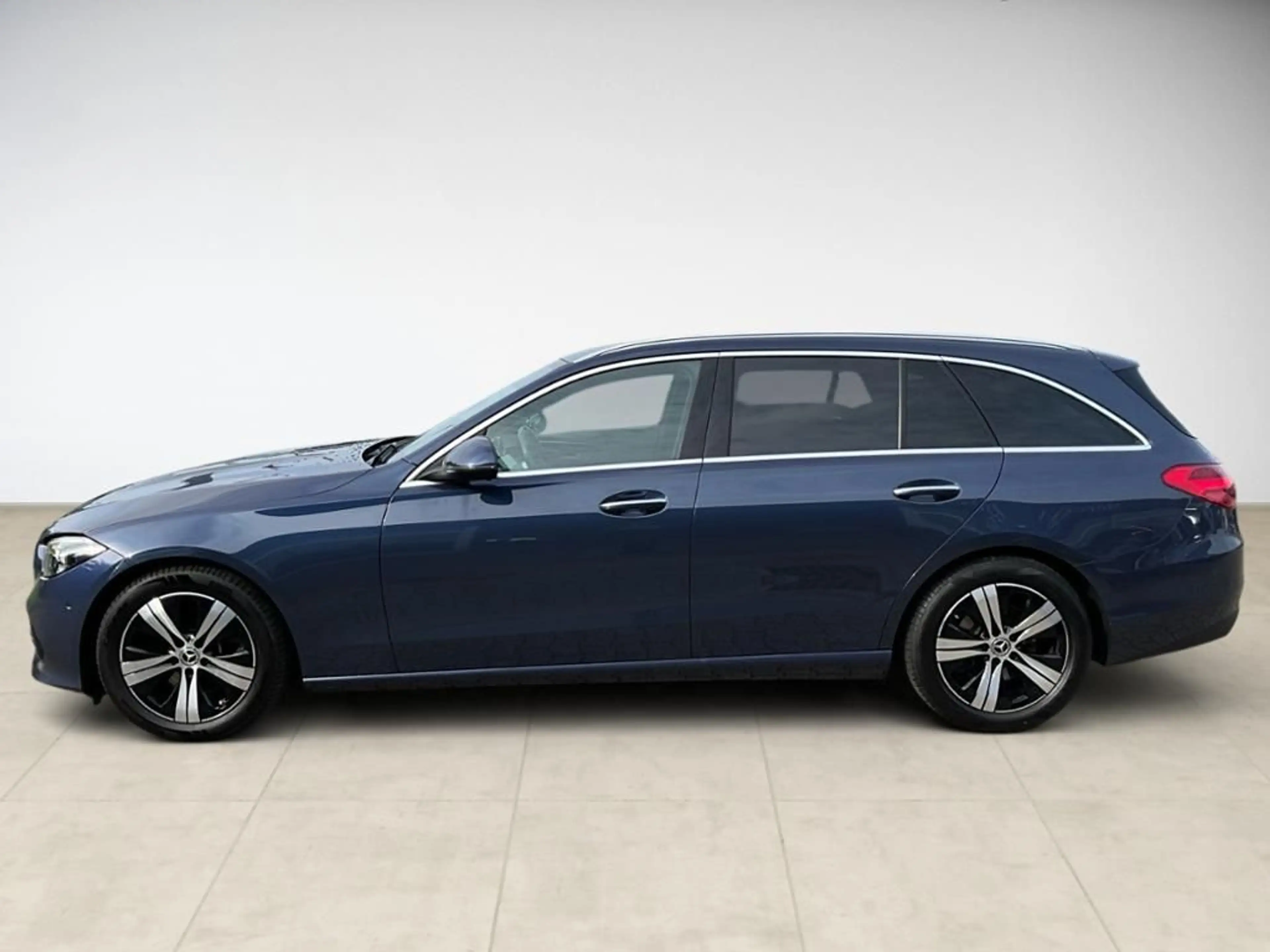 Mercedes-Benz C 200 Avantgarde T-Modell ACC AUT Fernlichtass. — photo 3