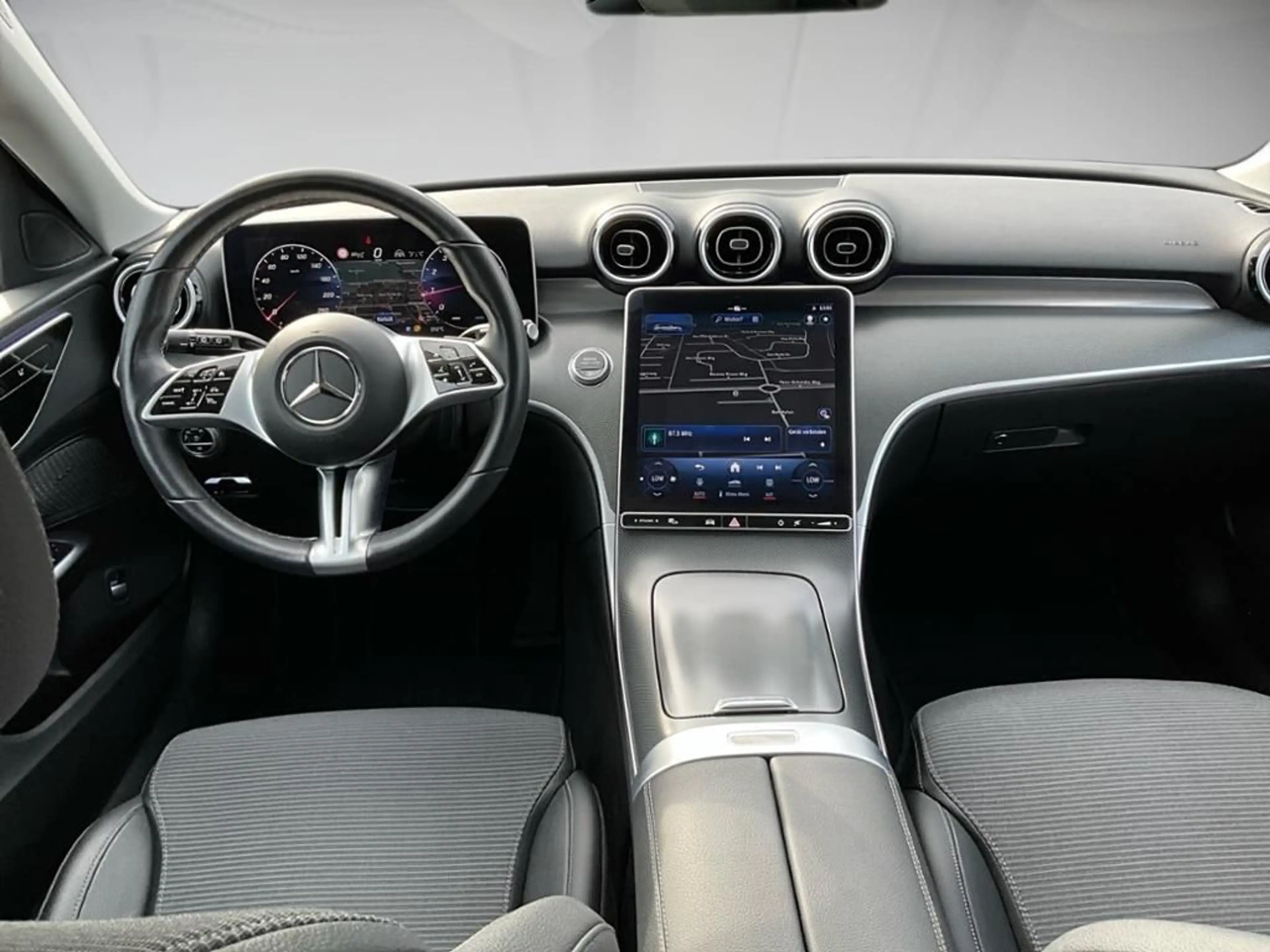 Mercedes-Benz C 200 Avantgarde T-Modell ACC AUT Fernlichtass. — photo 10