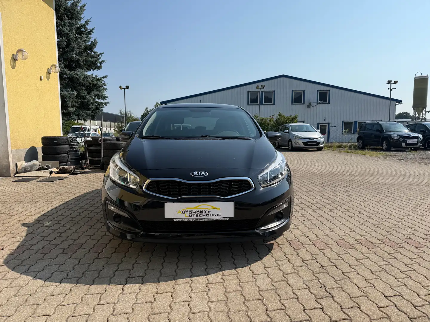 Kia Ceed / cee'd Ceed Titan 1.4 CRDI Schwarz - 1