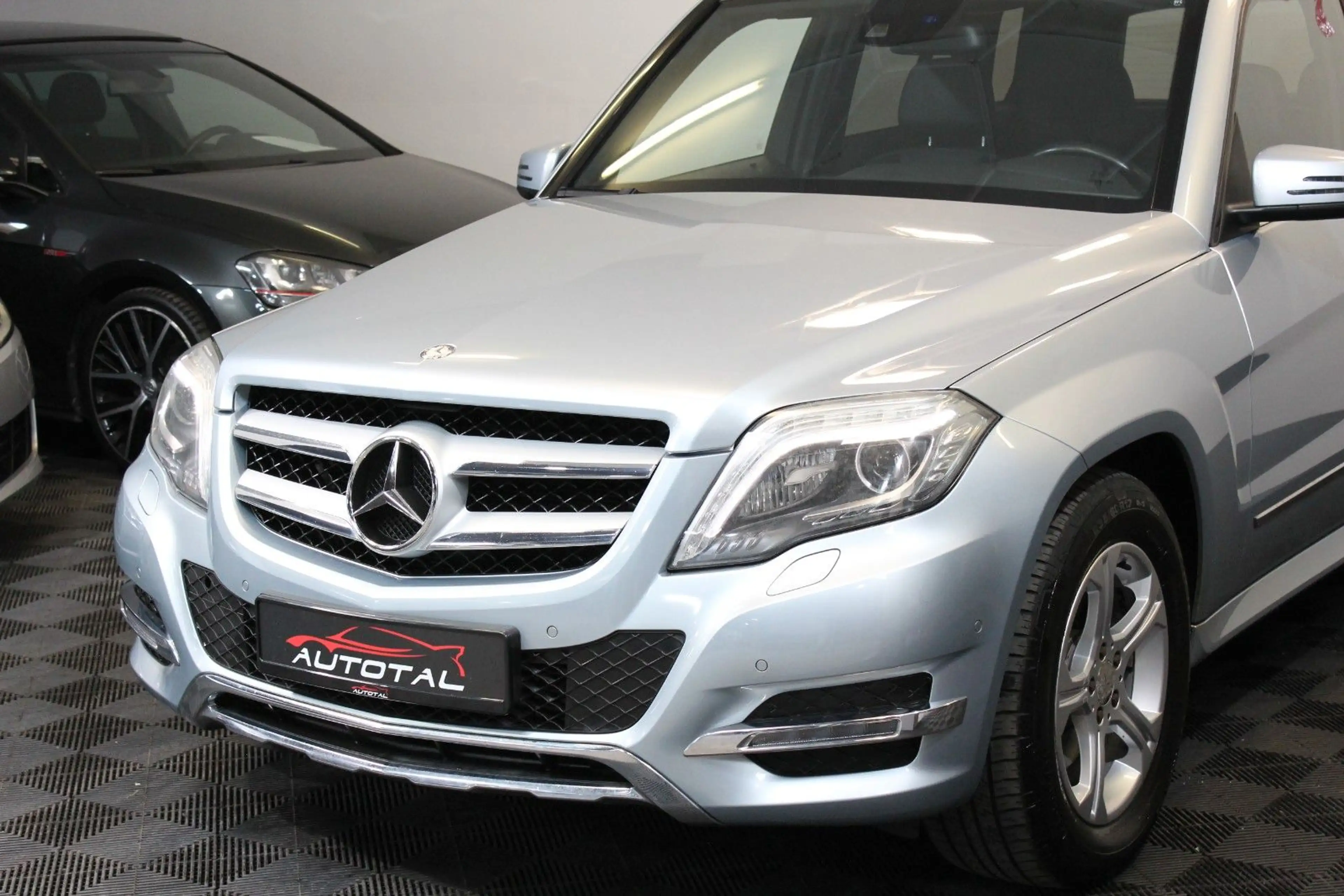 Mercedes-Benz GLK 220 CDI BlueTec*4Matic*Automatik*LED*Leder* — photo 3