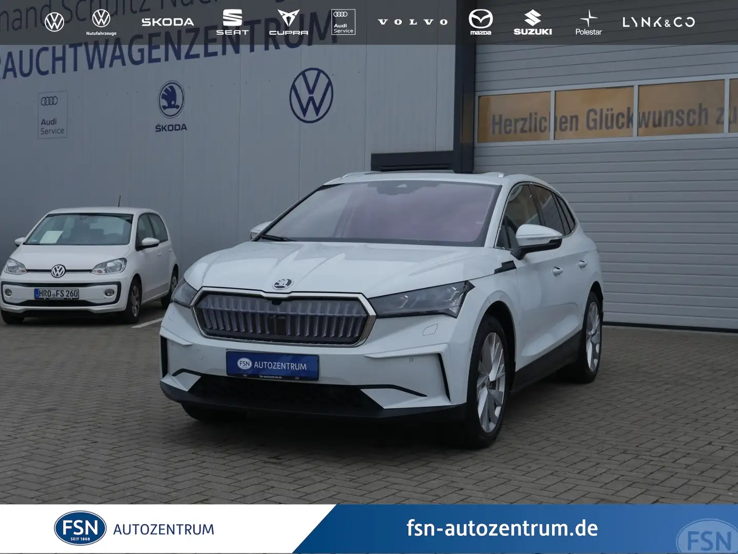 Skoda Enyaq iV 80 ecoSuite AHK ACC NAVI PANORAMA LED SITZHZG Weiß - 1