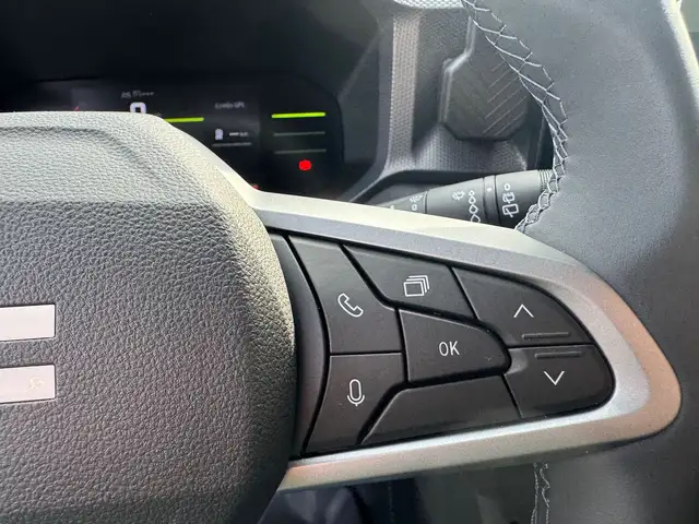 Dacia Duster view 12