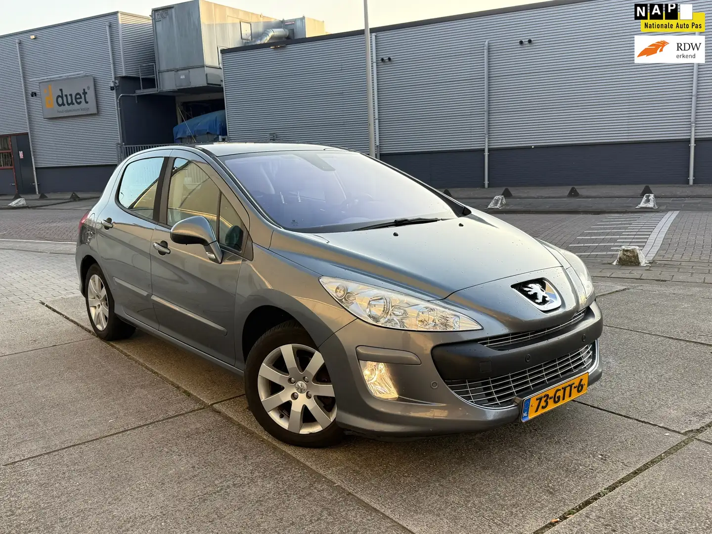 Peugeot 308 1.6 THP XT AUTOMAAT Glas DAK Volledig onderhouden Grijs - 1