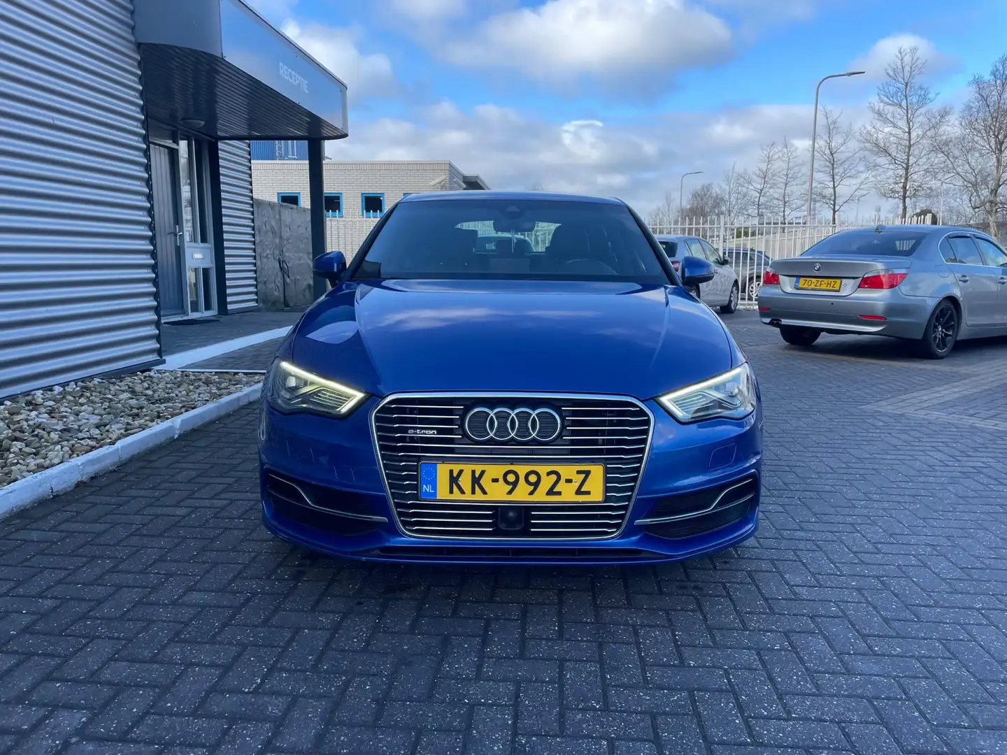 Audi A3 Sportback 1.4 e-tron PHEV Ambition Pro Line plus Blau - 2