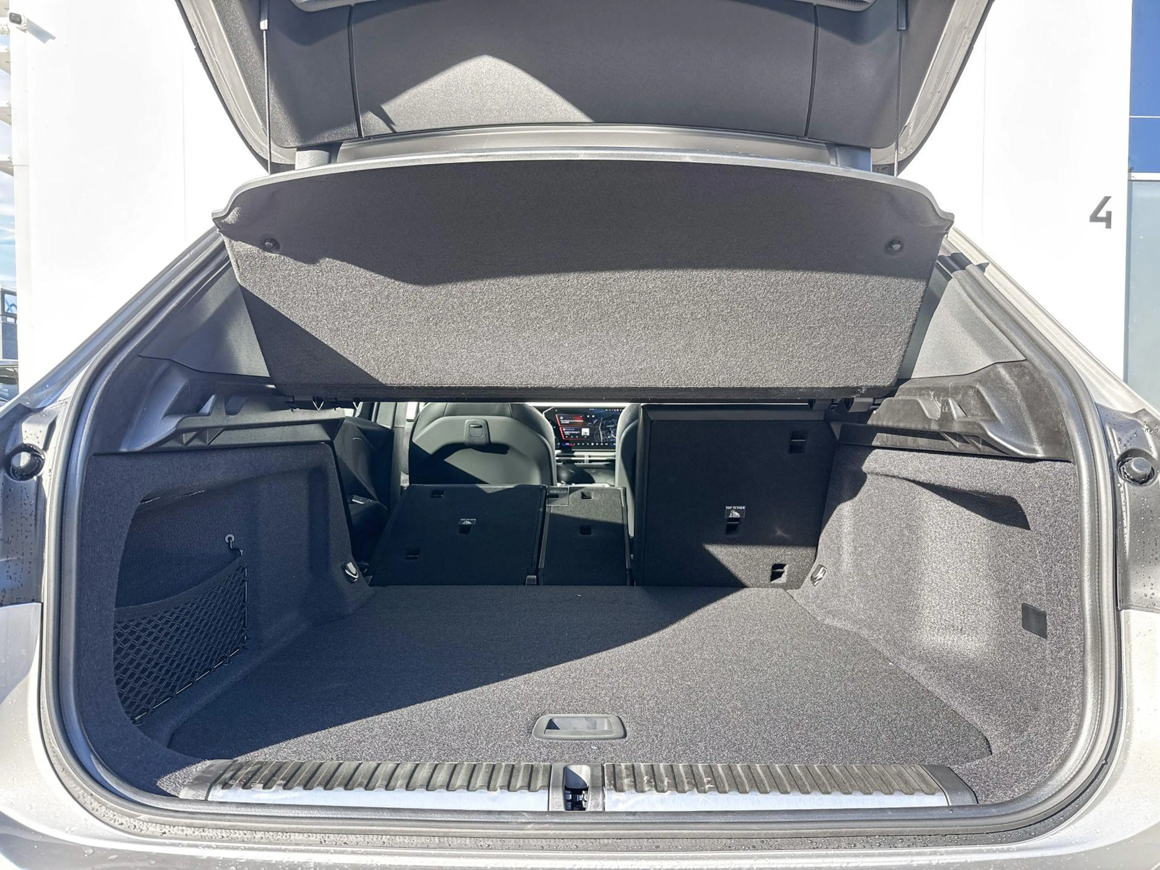 BMW iX3 40 eDrive M-Sport / Harman Kardon / 20 inch / Glaz — photo 10