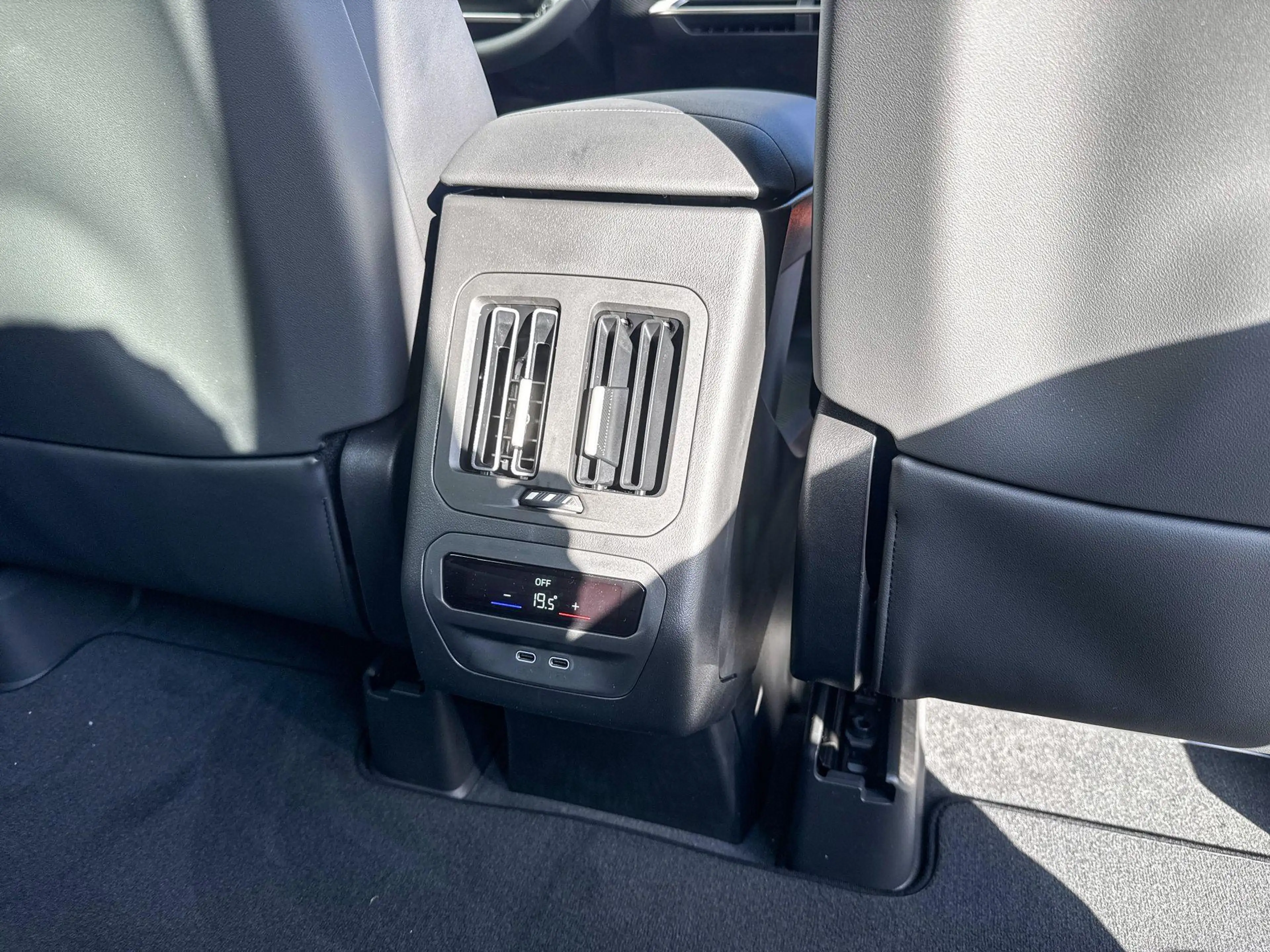 BMW iX3 40 eDrive M-Sport / Harman Kardon / 20 inch / Glaz — photo 9