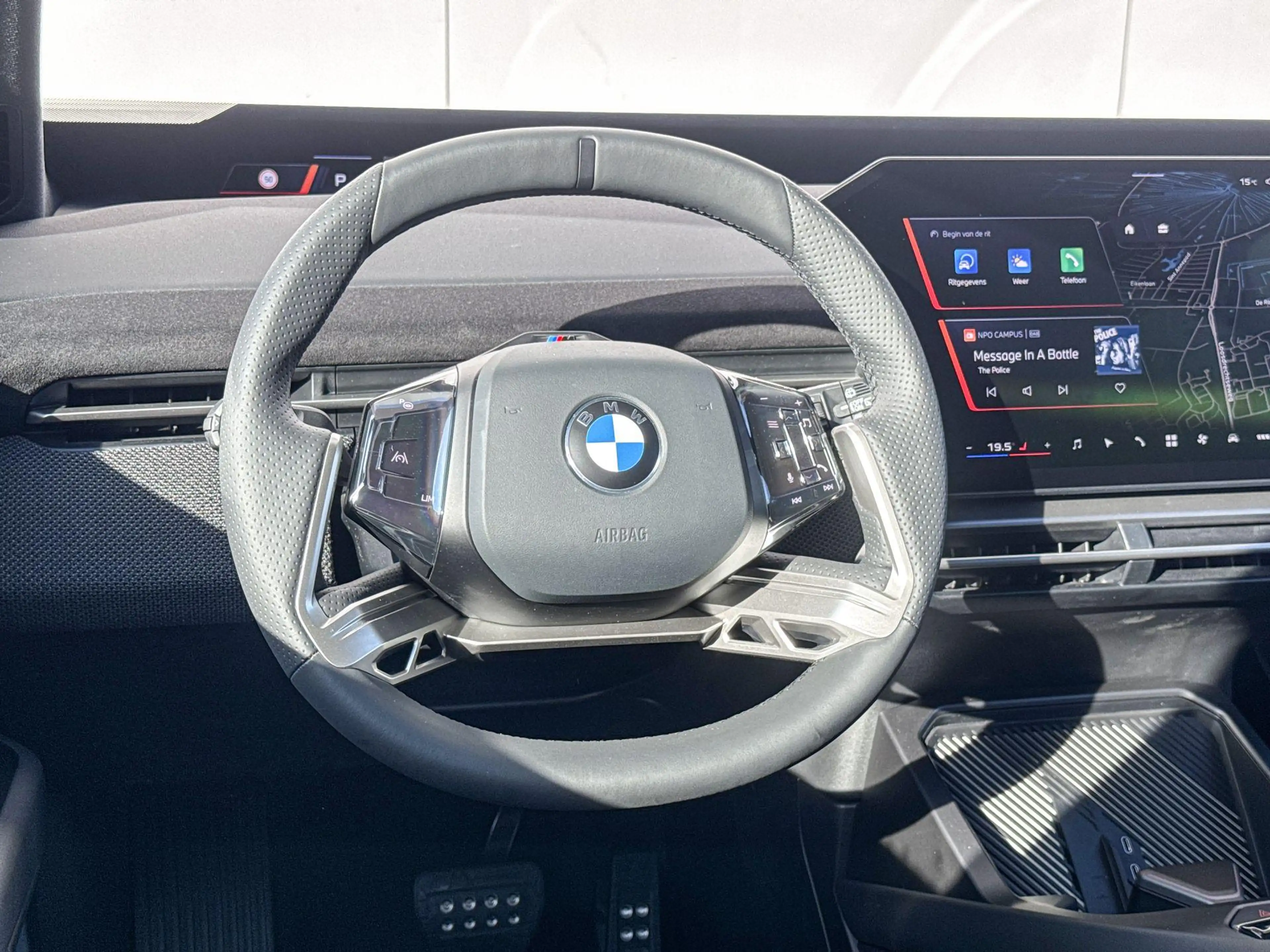 BMW iX3 40 eDrive M-Sport / Harman Kardon / 20 inch / Glaz — photo 15