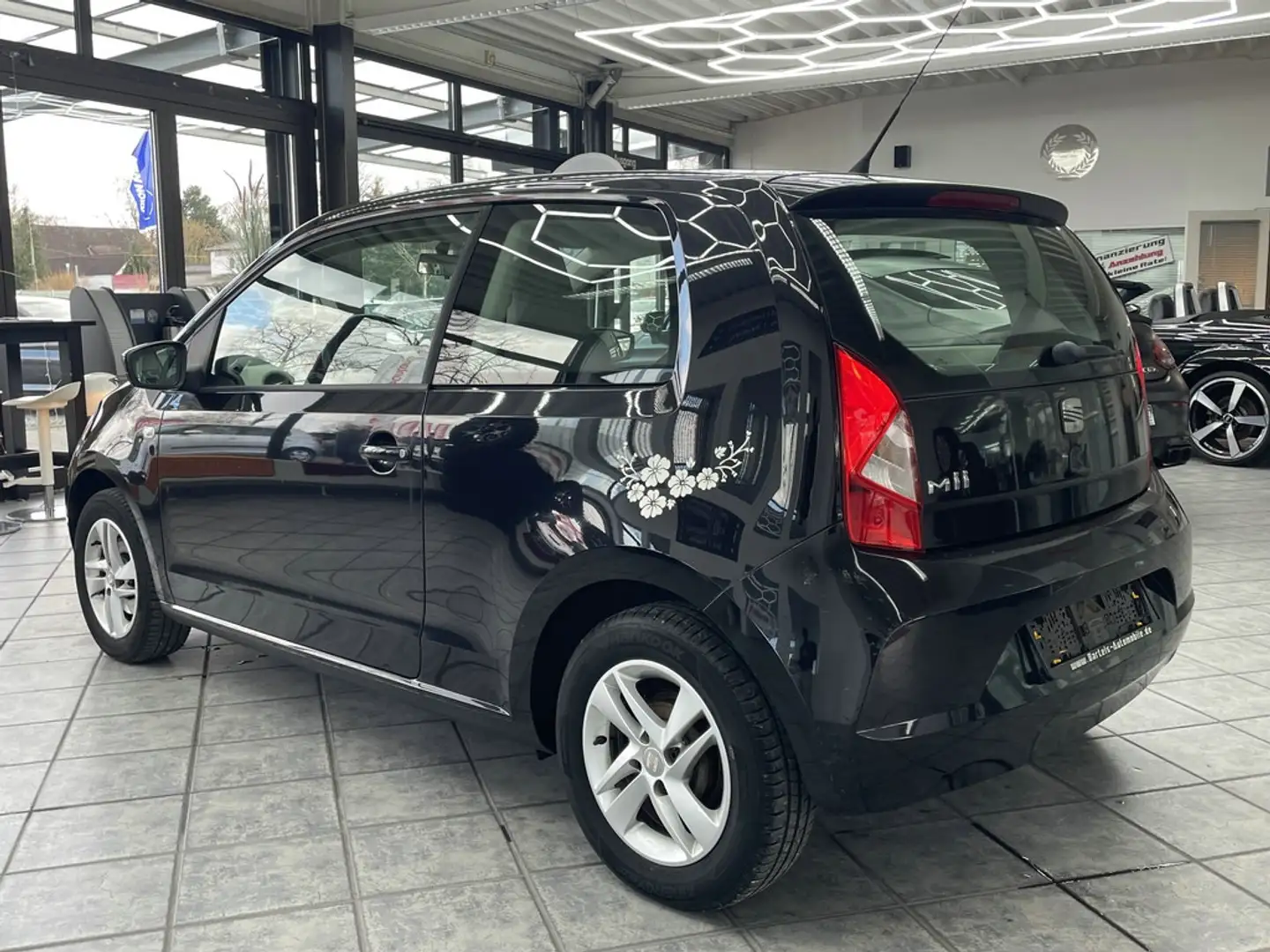 SEAT Mii 1.0 Style Salsa, Klima, Alu, Servo Schwarz - 2