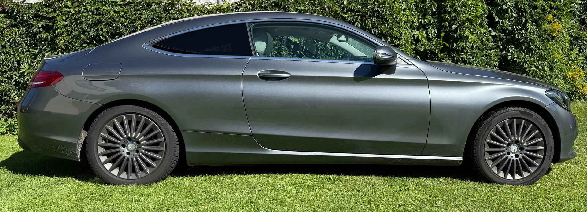 Mercedes-Benz C 220 C 220 d Coupe Aut. Grau - 1