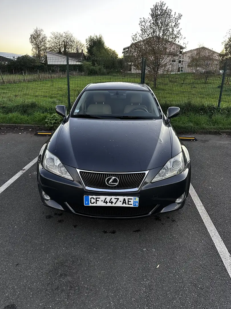 Lexus IS 220d DPNR Luxury Line - 2