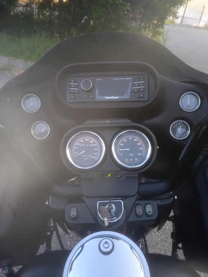 Harley-Davidson Road Glide Touring Negro - 1
