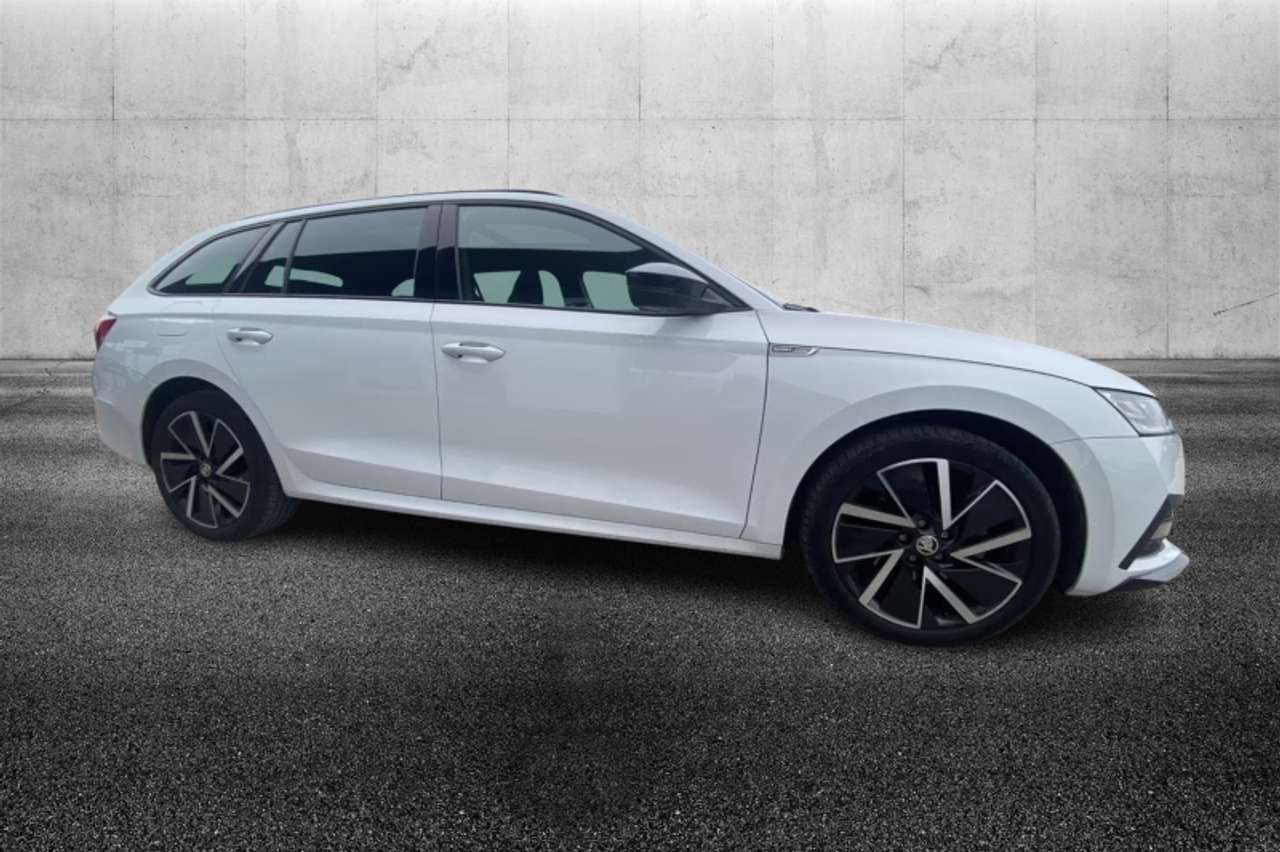Skoda Octavia 2.0 TDI EVO SCR 150 CV DSG Wagon Sportline