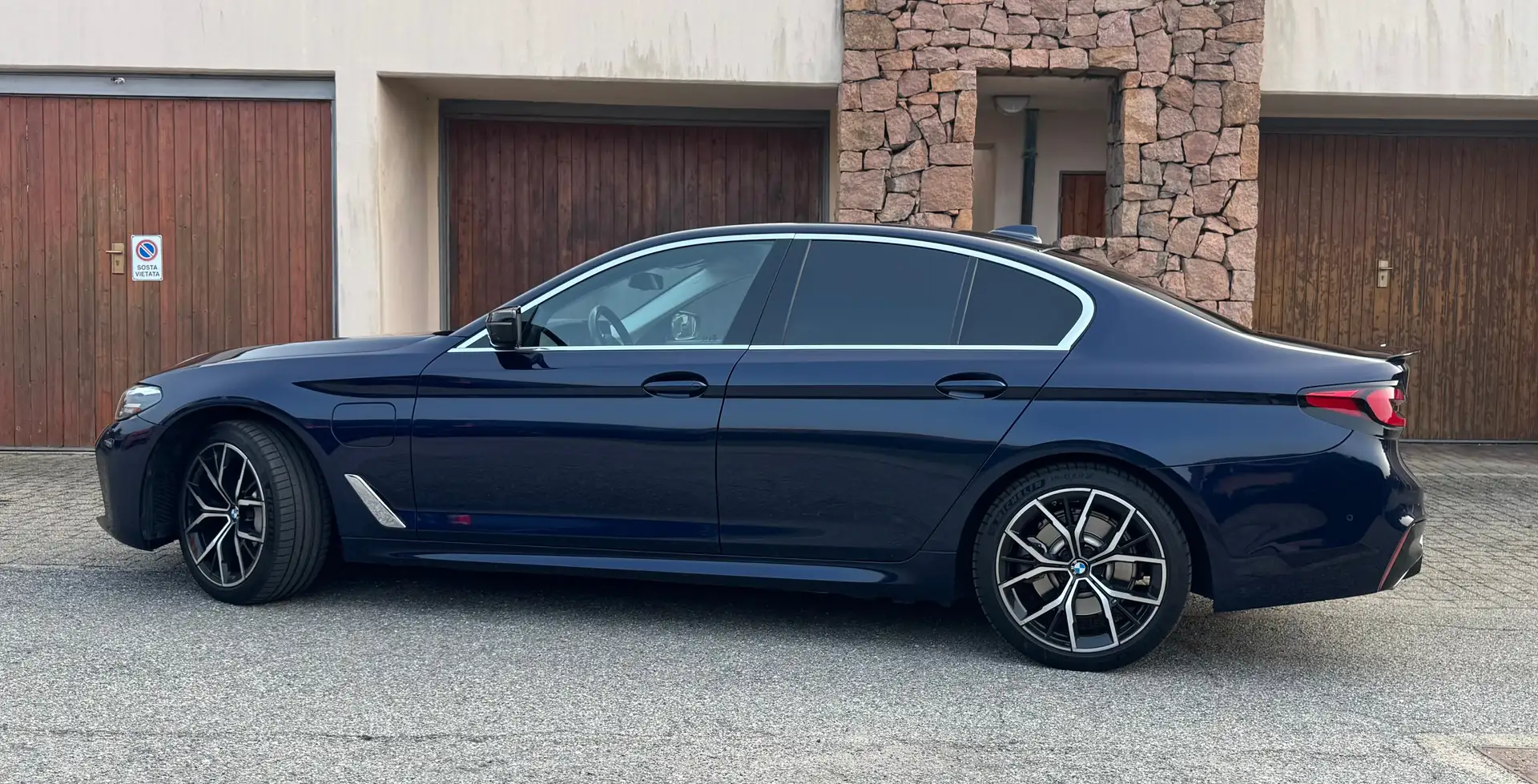 BMW M5 530e M LOOK G30 LCI Xdrive, FULL, Garanzia BMW Blu/Azzurro - 2