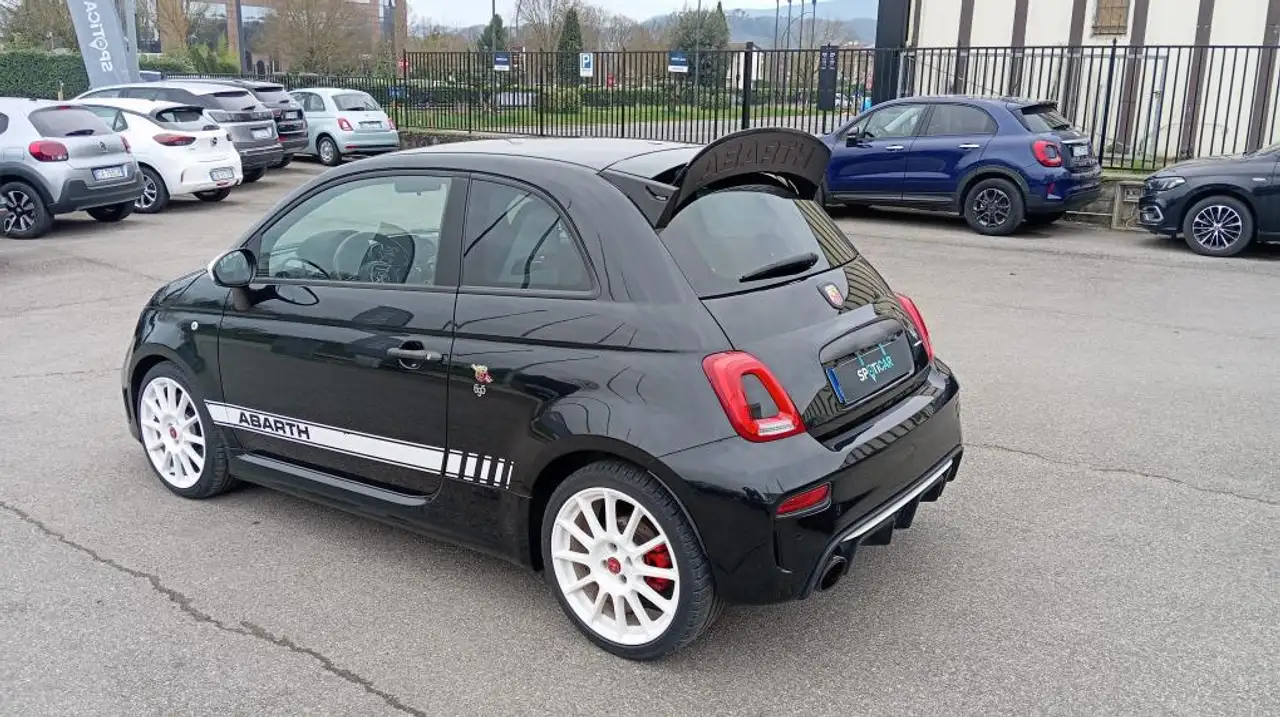 Abarth 695 2021 — фото 7