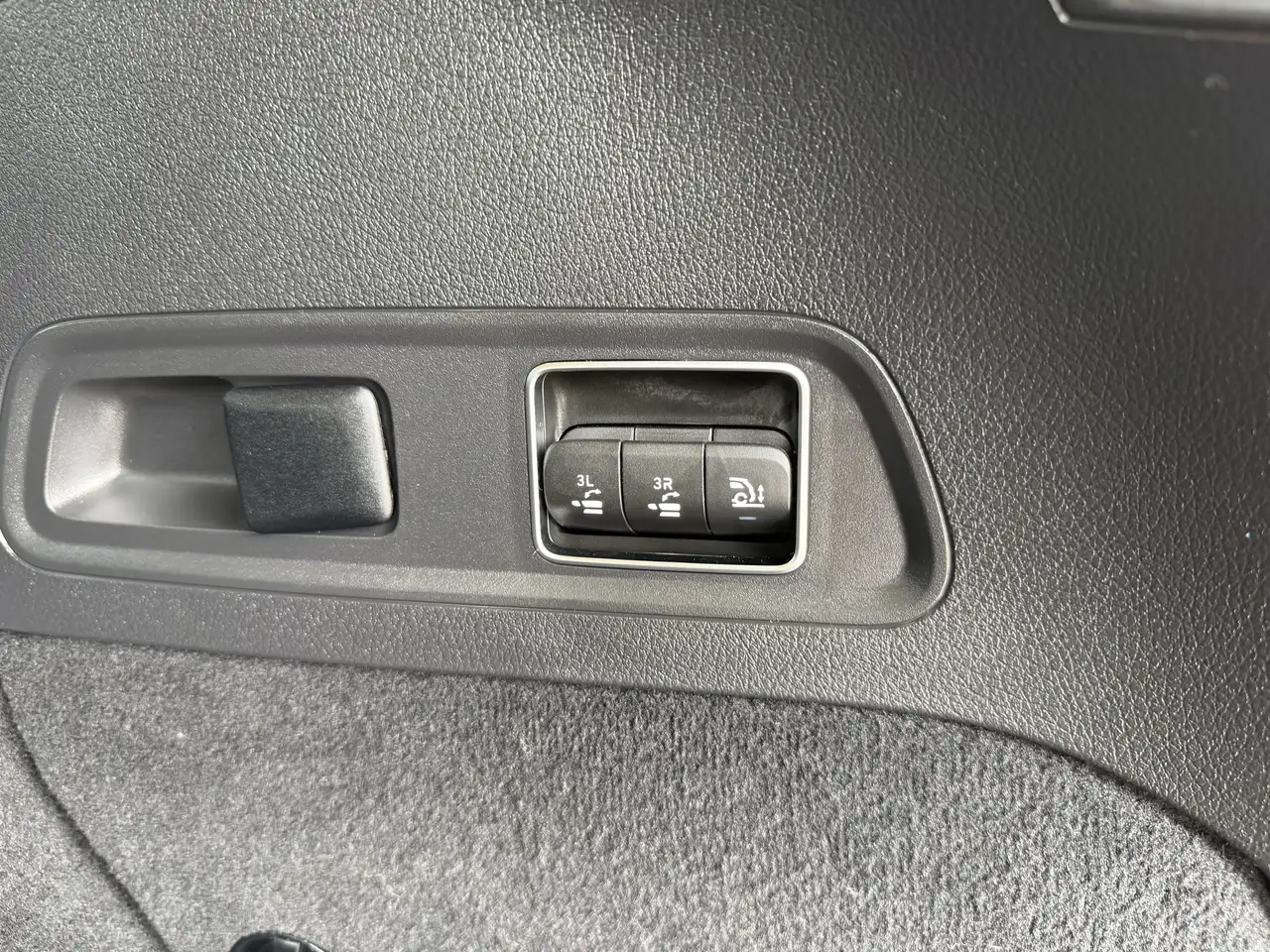 Mercedes-Benz GLS снимка Mercedes-Benz GLS