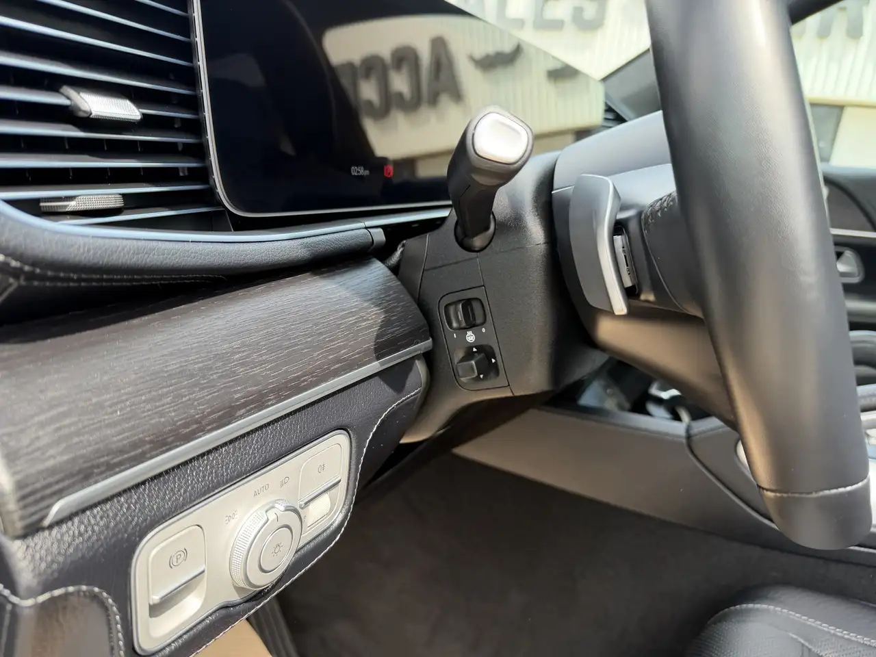 Mercedes-Benz GLS снимка Mercedes-Benz GLS