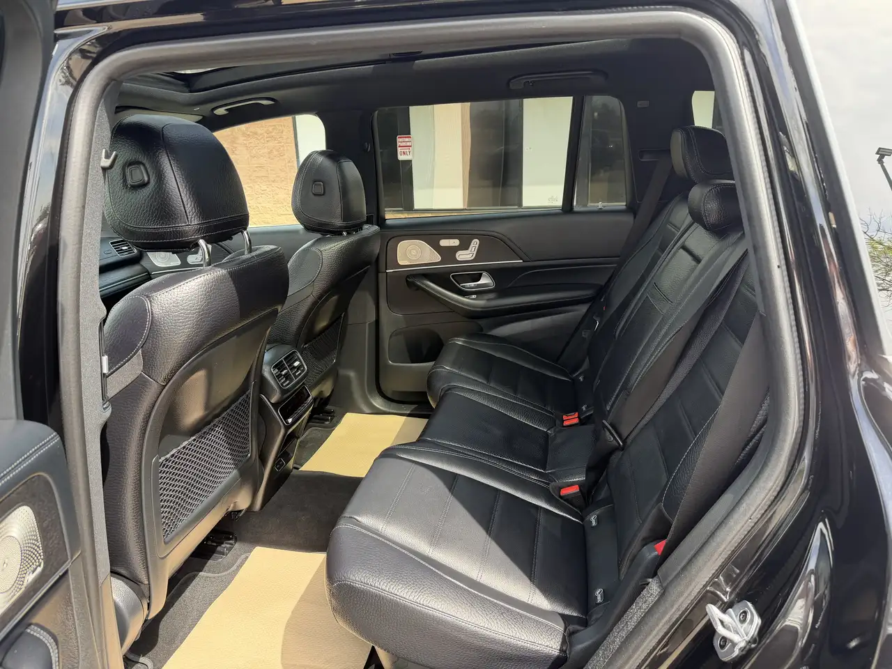 Mercedes-Benz GLS снимка Mercedes-Benz GLS